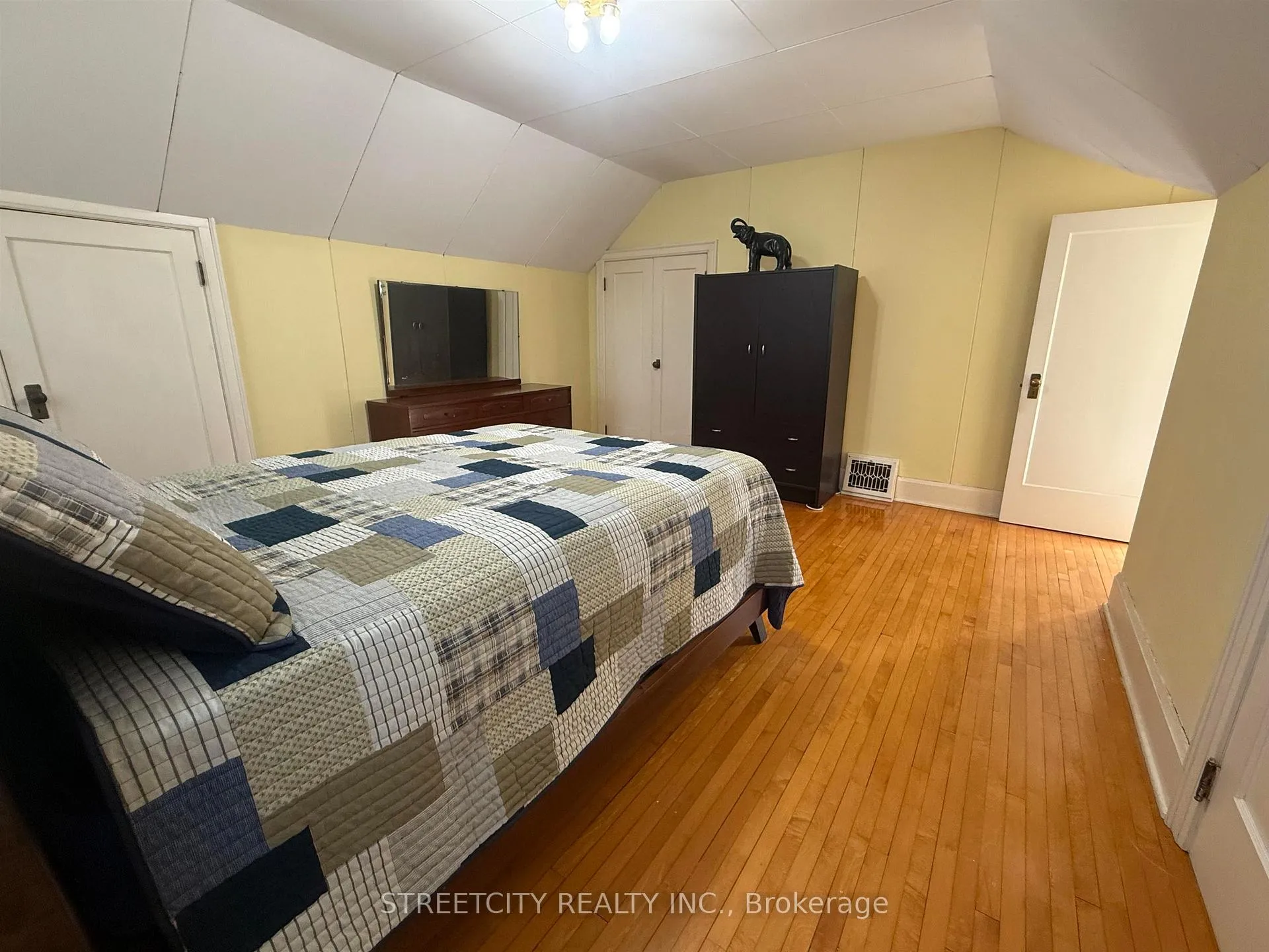 Photo 10 of 4039 Alice Ave, Thunder Bay, McIntyre South — HOMEH