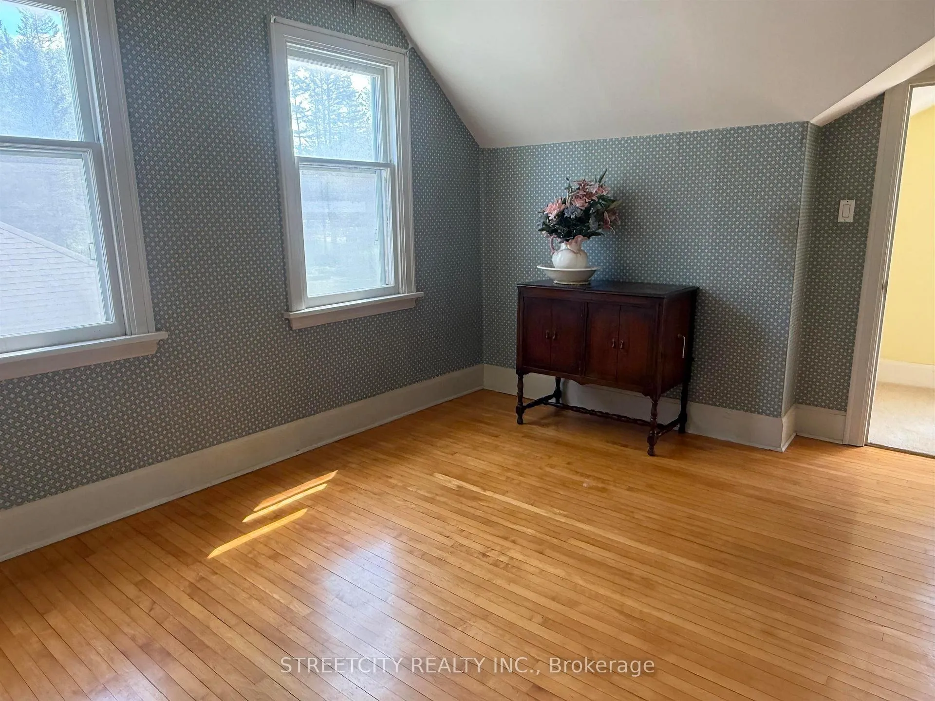 Photo 13 of 4039 Alice Ave, Thunder Bay, McIntyre South — HOMEH