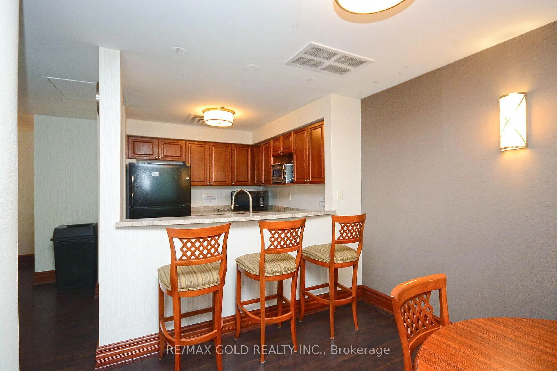 Photo 39 of Unit 701, 2545 Erin Centre Boulevard, Mississauga, Central Erin Mills — HOMEH