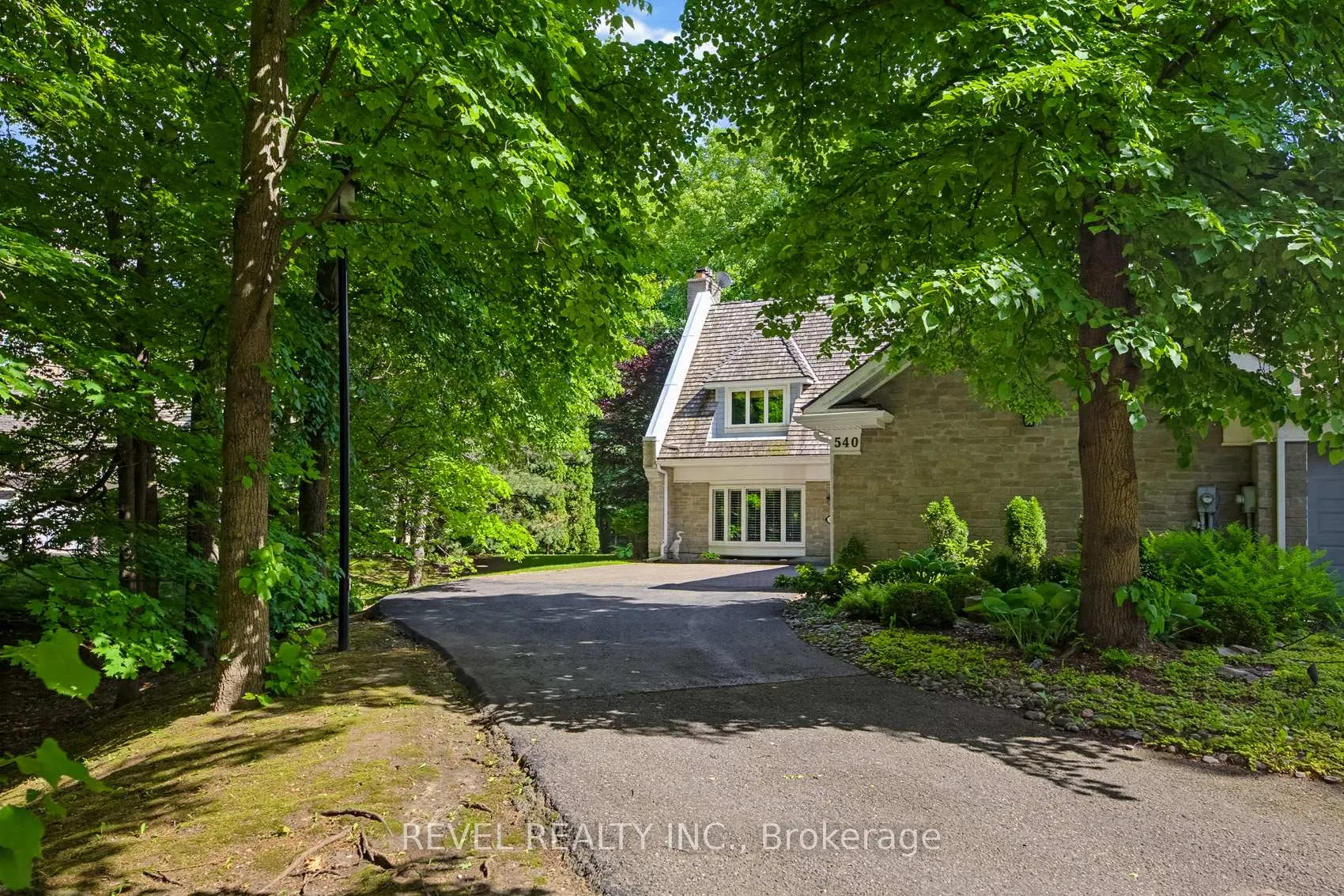 Photo 1 of Unit 27, 540 Quail Ridge Drive, Aurora, Aurora Estates — HOMEH