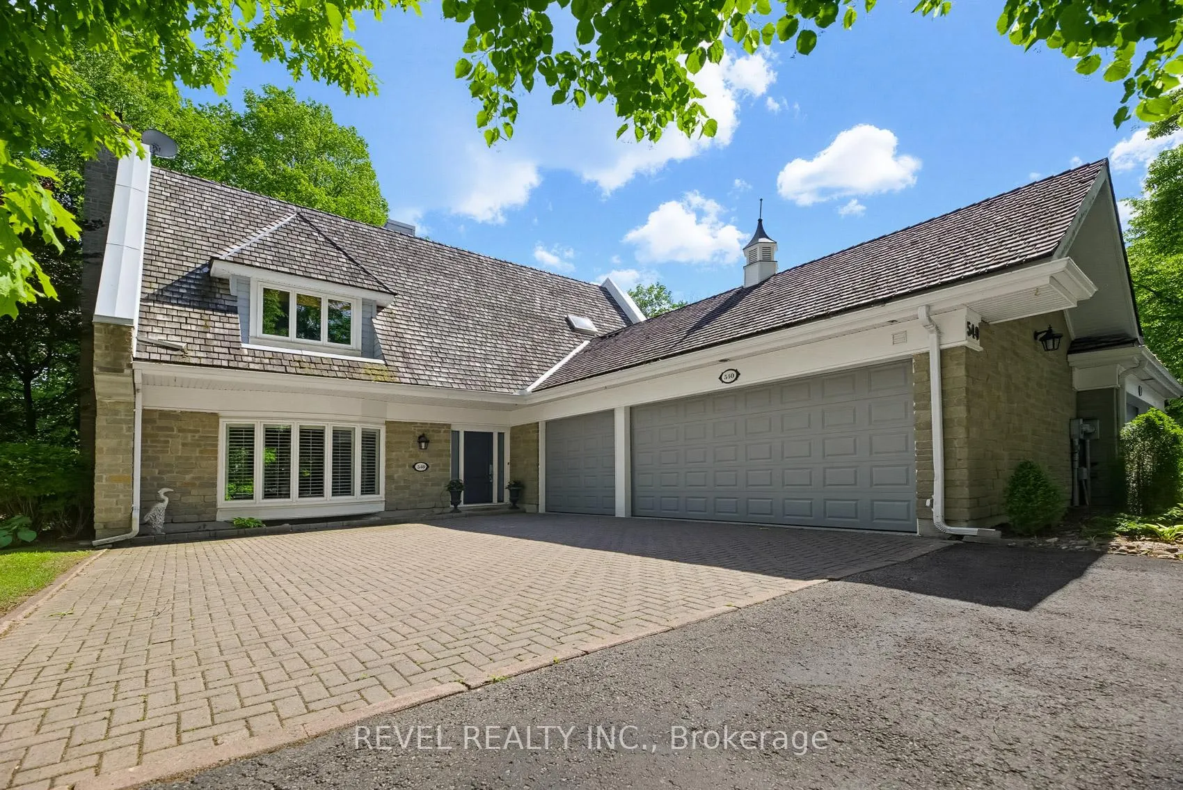 Photo 2 of Unit 27, 540 Quail Ridge Drive, Aurora, Aurora Estates — HOMEH