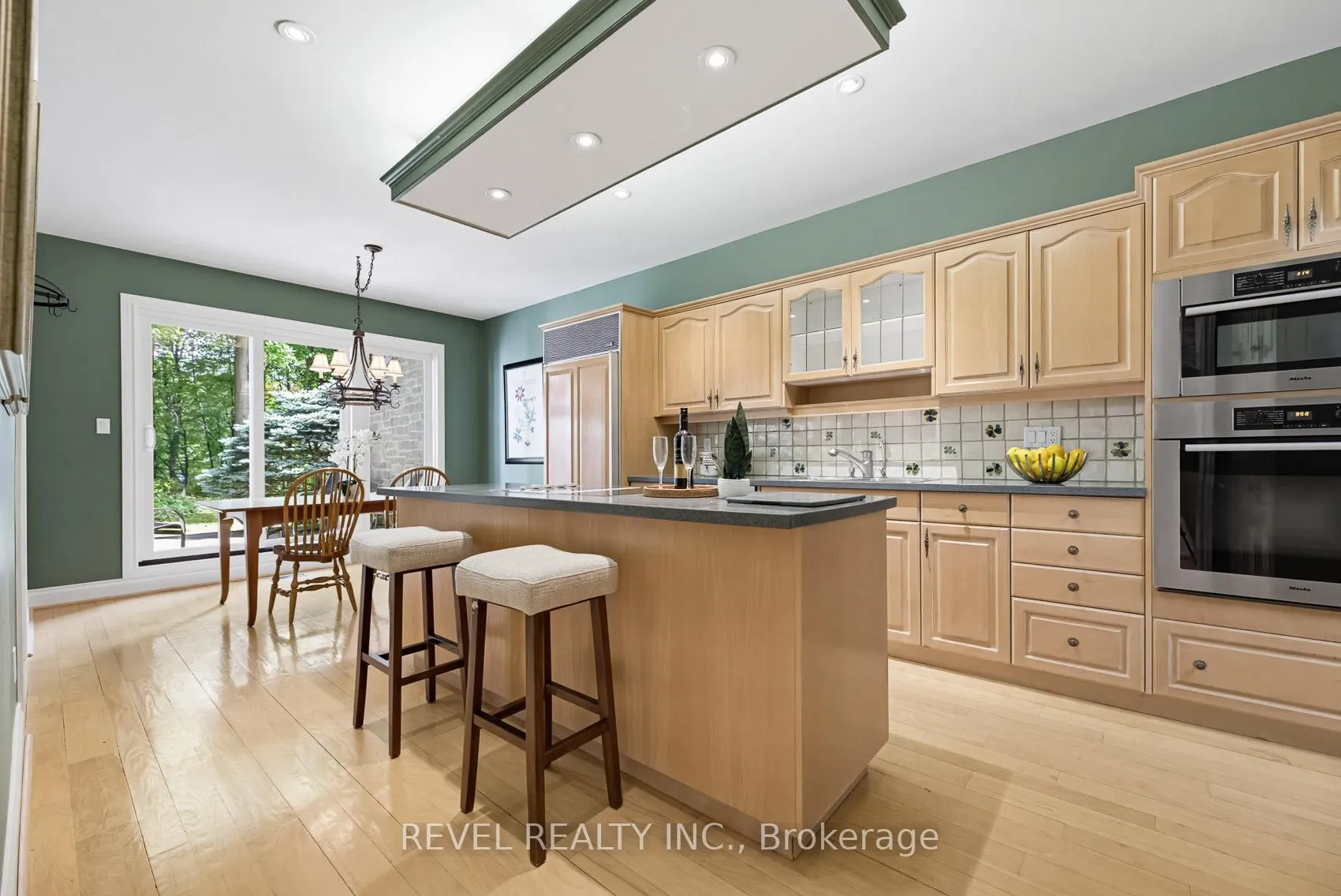 Photo 9 of Unit 27, 540 Quail Ridge Drive, Aurora, Aurora Estates — HOMEH