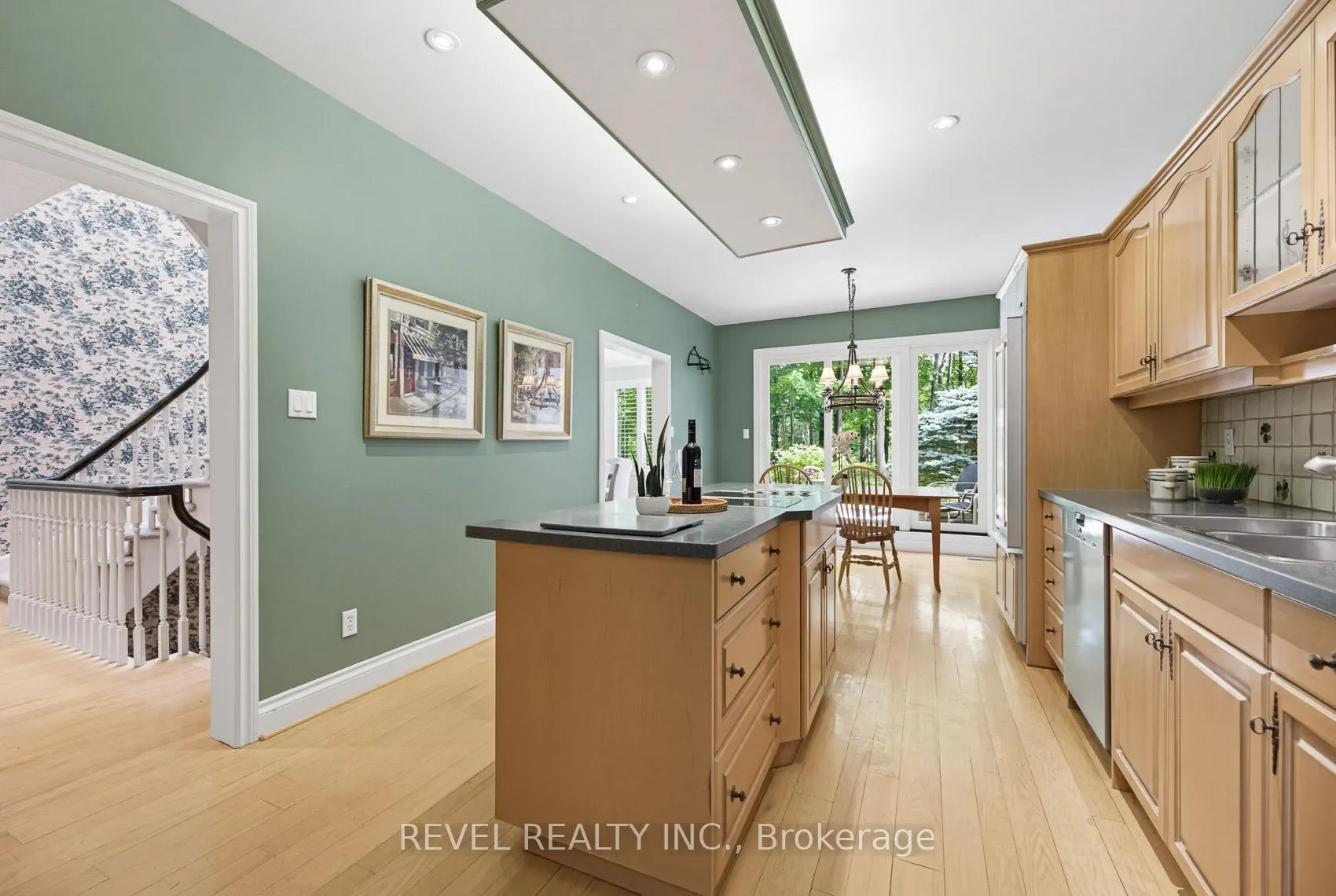 Photo 13 of Unit 27, 540 Quail Ridge Drive, Aurora, Aurora Estates — HOMEH
