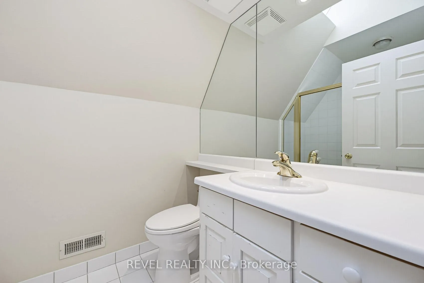 Photo 32 of Unit 27, 540 Quail Ridge Drive, Aurora, Aurora Estates — HOMEH