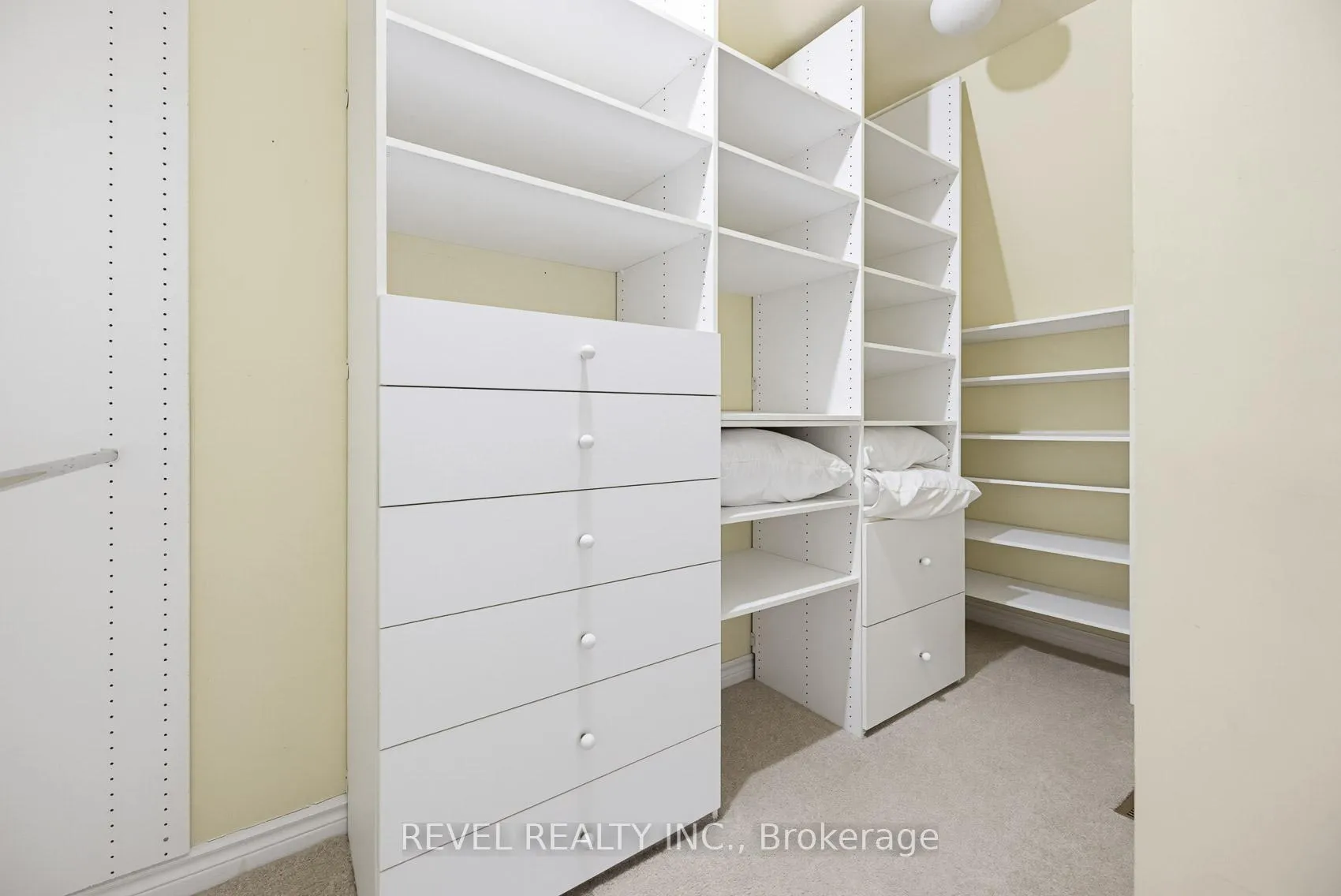 Photo 33 of Unit 27, 540 Quail Ridge Drive, Aurora, Aurora Estates — HOMEH