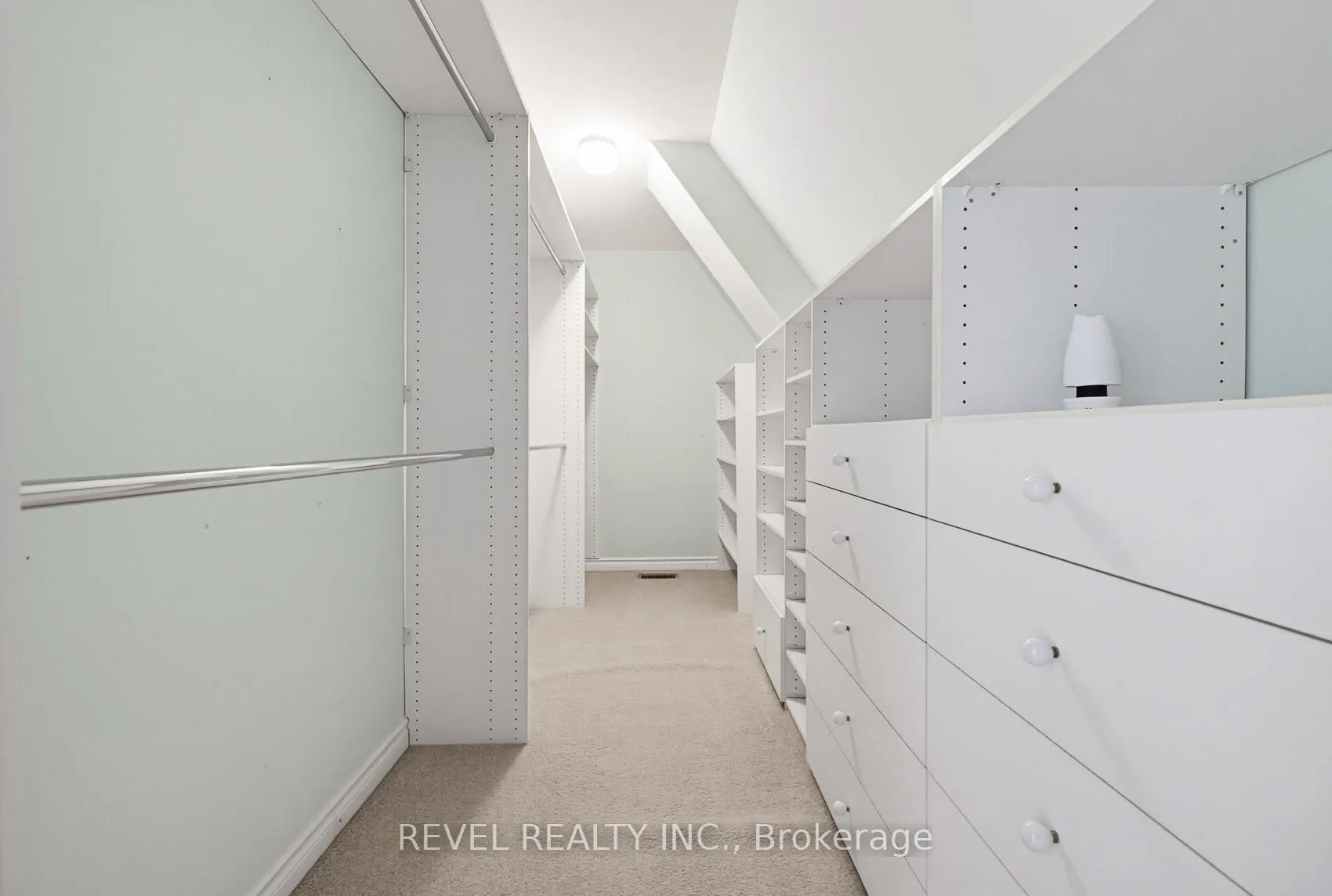 Photo 35 of Unit 27, 540 Quail Ridge Drive, Aurora, Aurora Estates — HOMEH