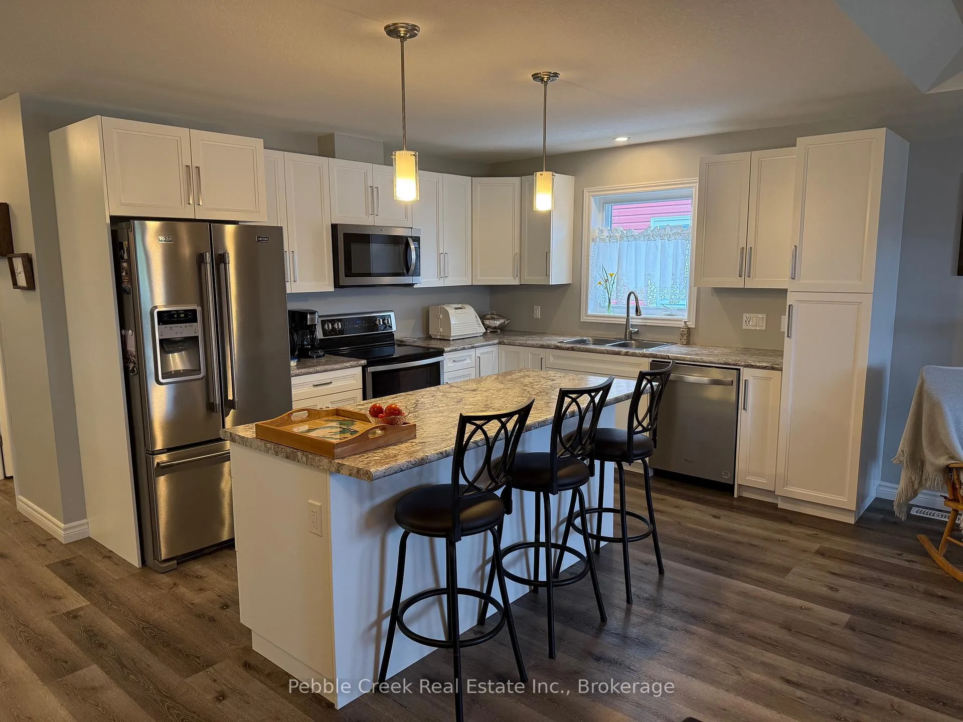 Photo 8 of 86 Huron Heights Drive, Ashfield-Colborne-Wawanosh, Colborne — HOMEH