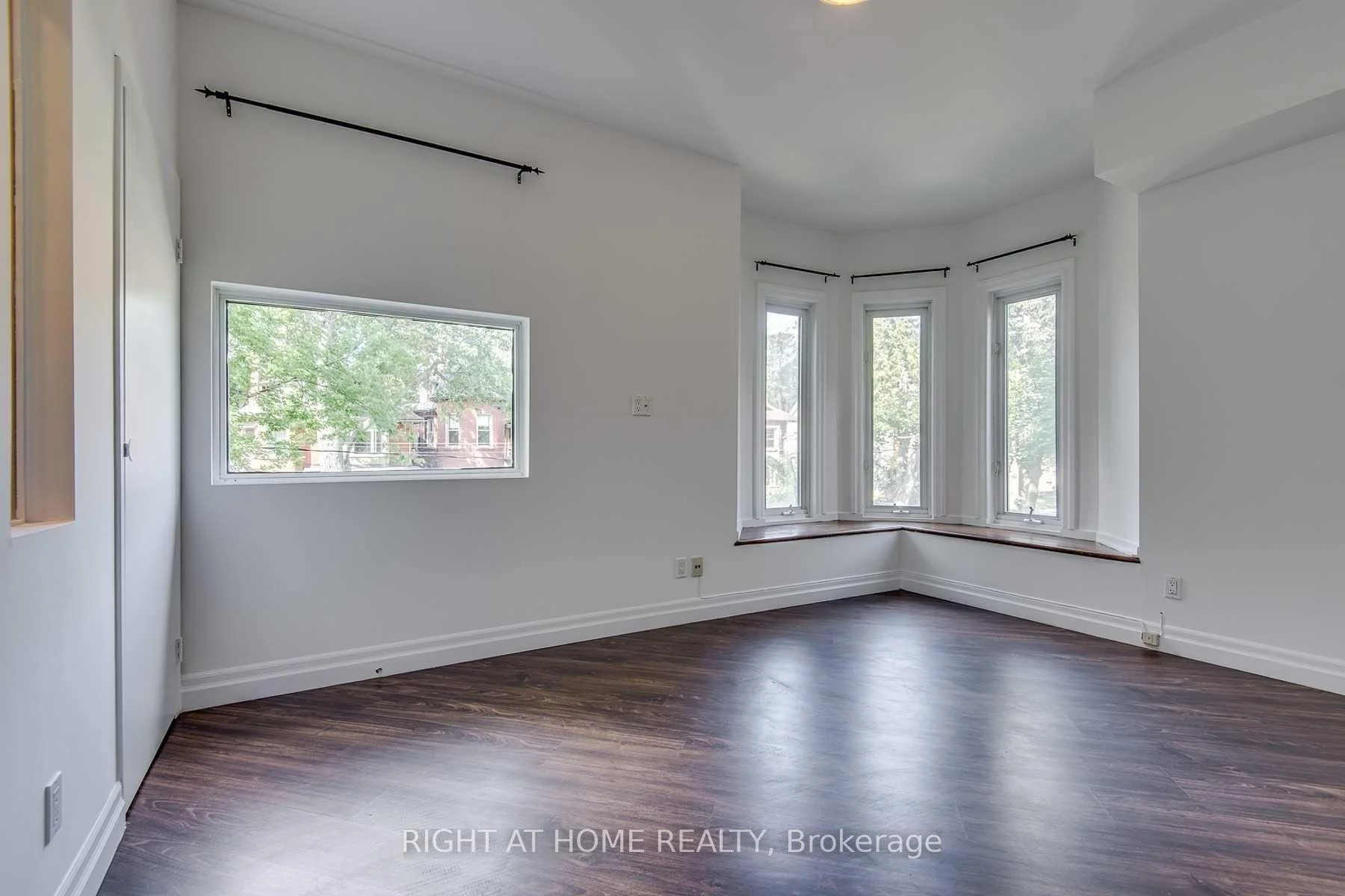 Photo 11 of 173-175 Madison Avenue, Toronto, The Annex — HOMEH