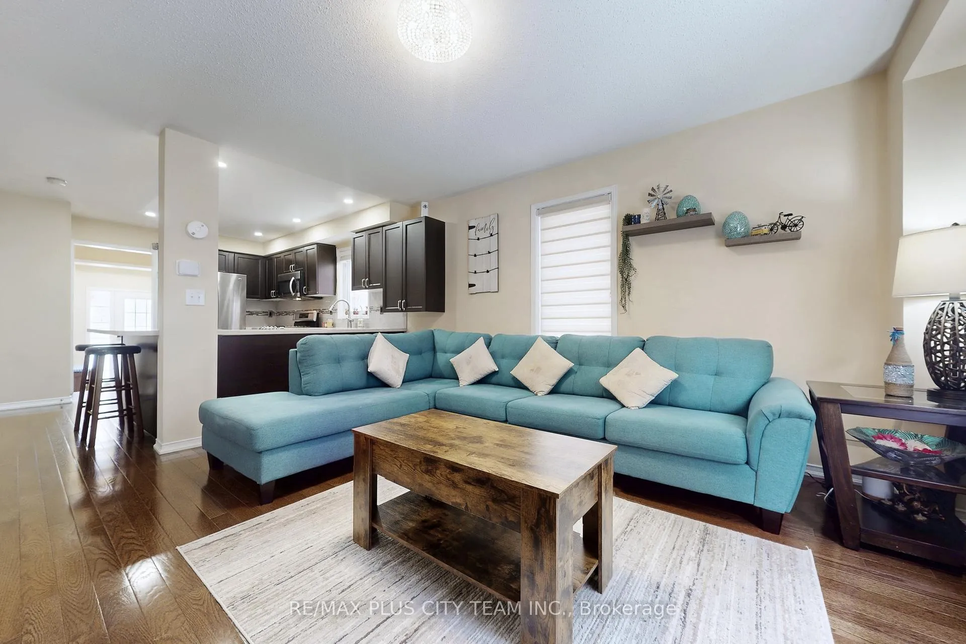 Photo 5 of 16 Edison Way, Whitby, Taunton North — HOMEH