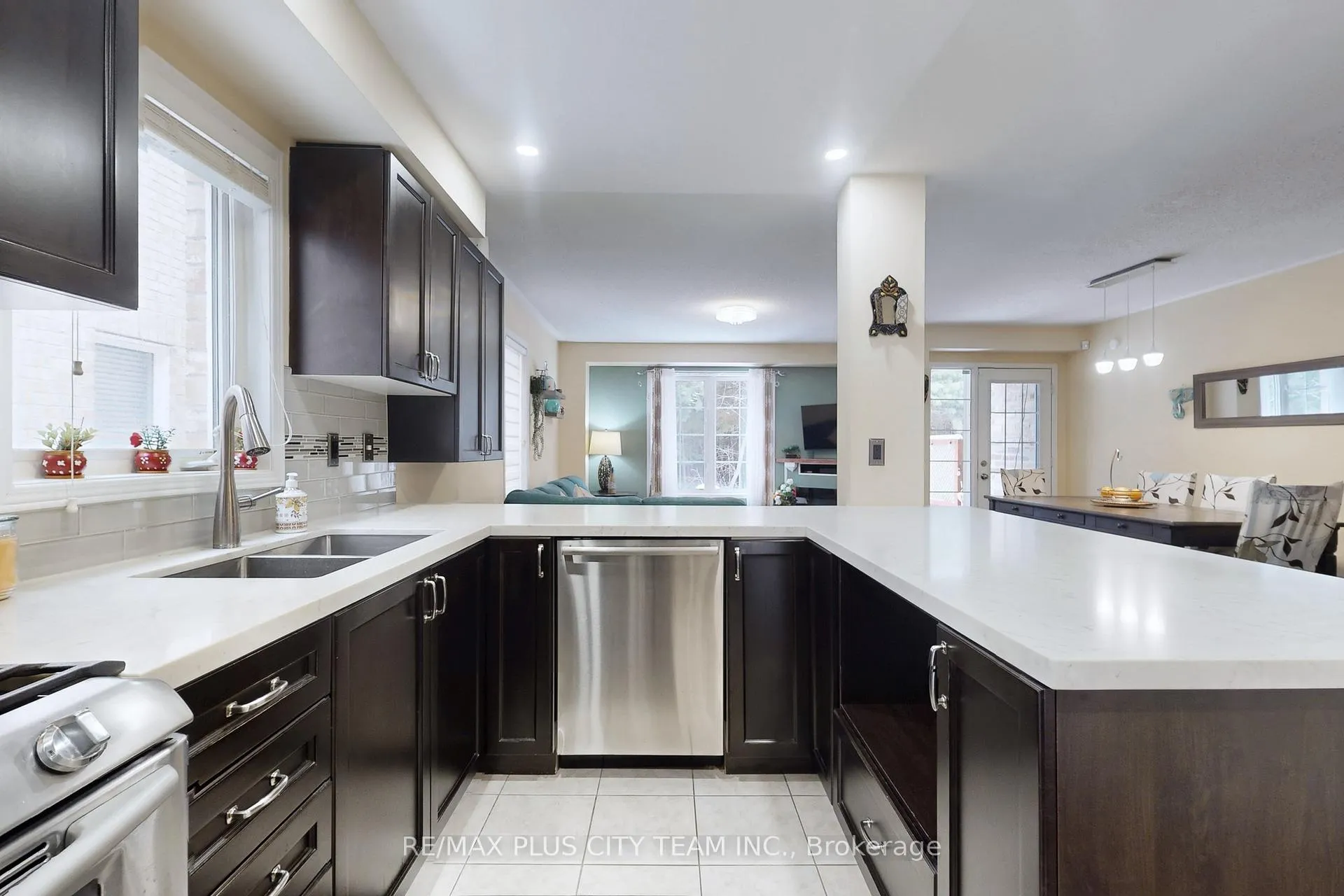 Photo 8 of 16 Edison Way, Whitby, Taunton North — HOMEH