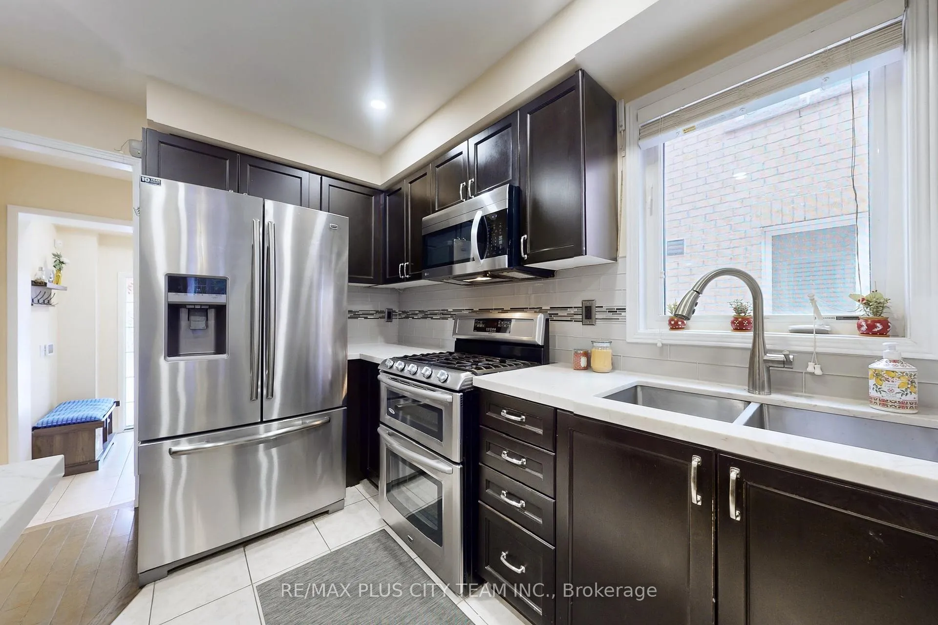 Photo 10 of 16 Edison Way, Whitby, Taunton North — HOMEH