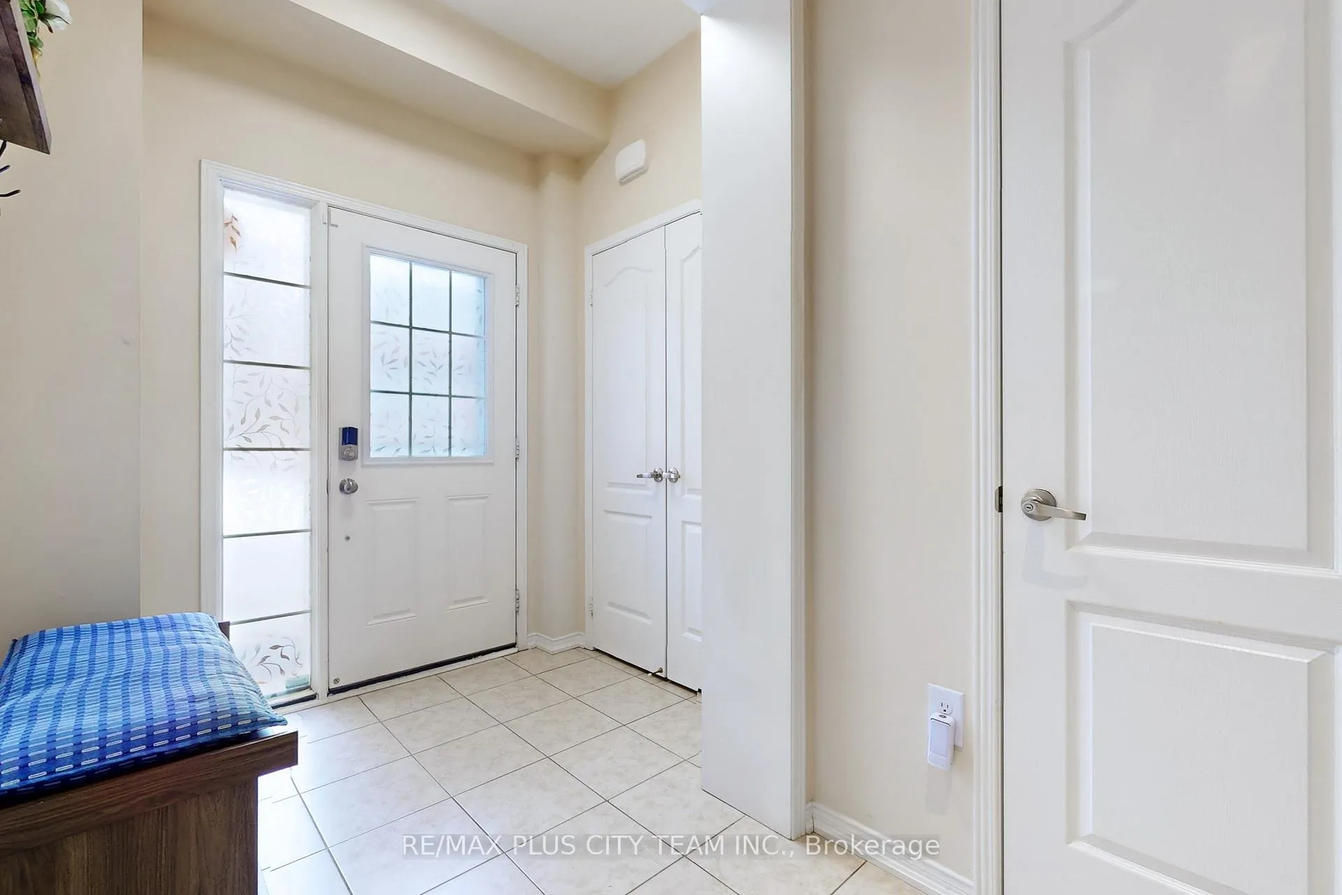 Photo 12 of 16 Edison Way, Whitby, Taunton North — HOMEH