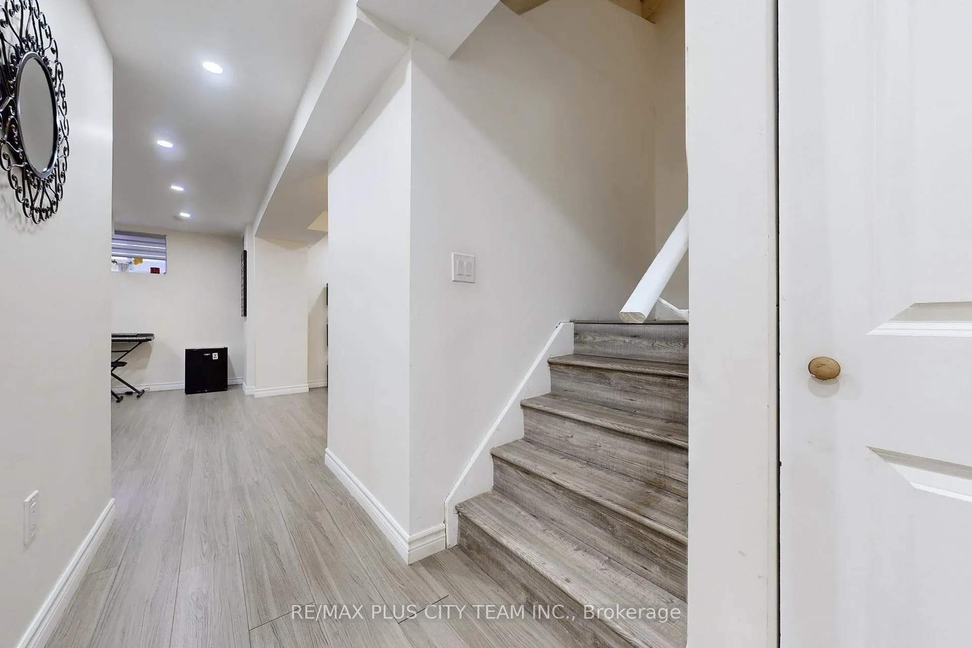 Photo 23 of 16 Edison Way, Whitby, Taunton North — HOMEH