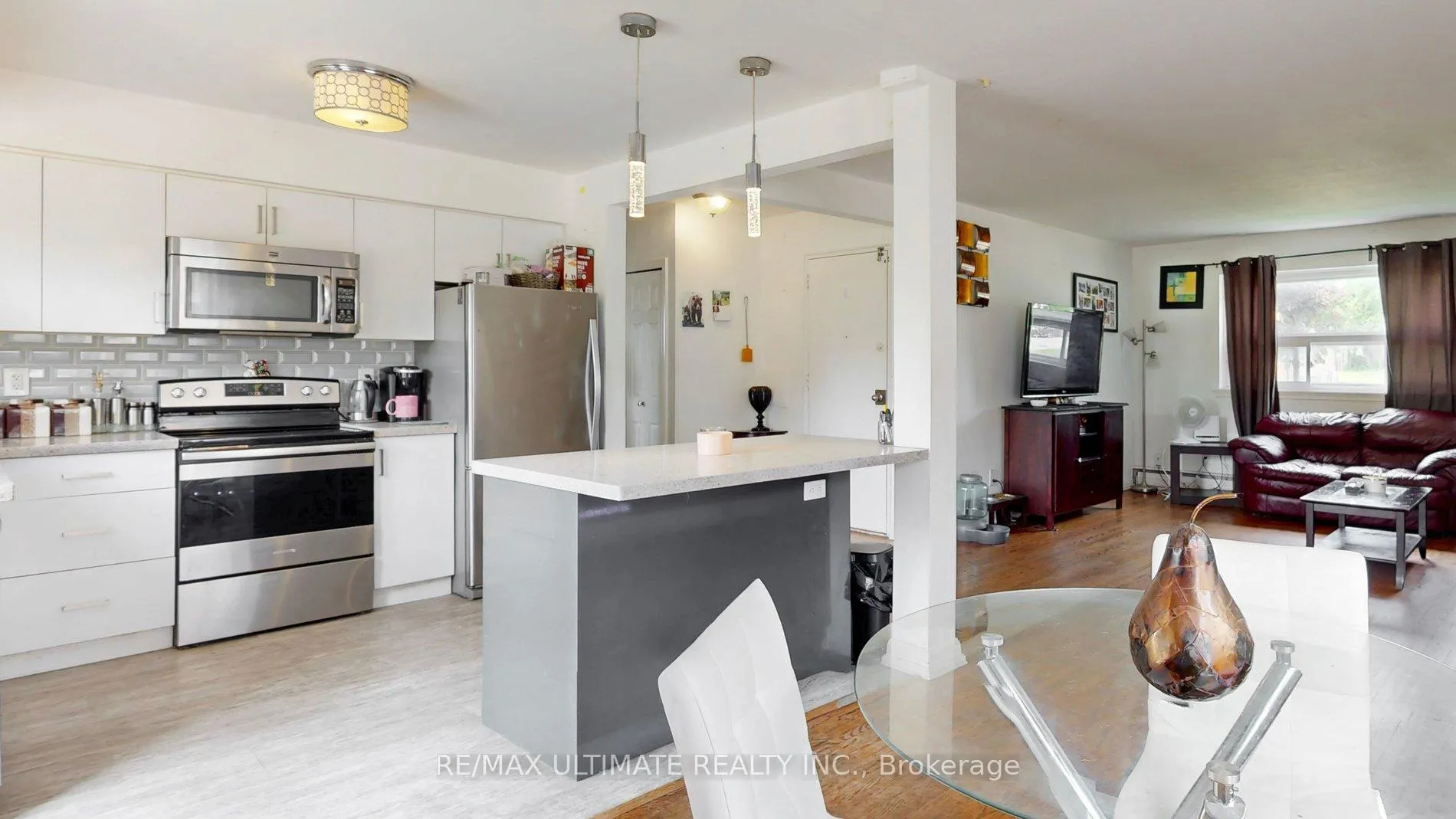 Photo 6 of 1056 Ravine Road, Oshawa, Lakeview — HOMEH