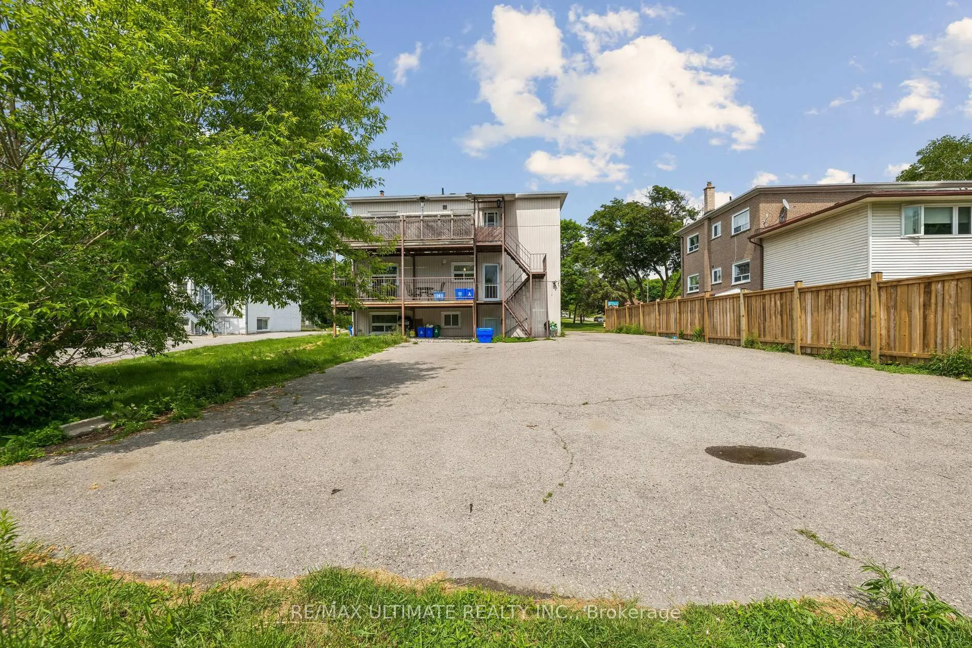 Photo 28 of 1056 Ravine Road, Oshawa, Lakeview — HOMEH