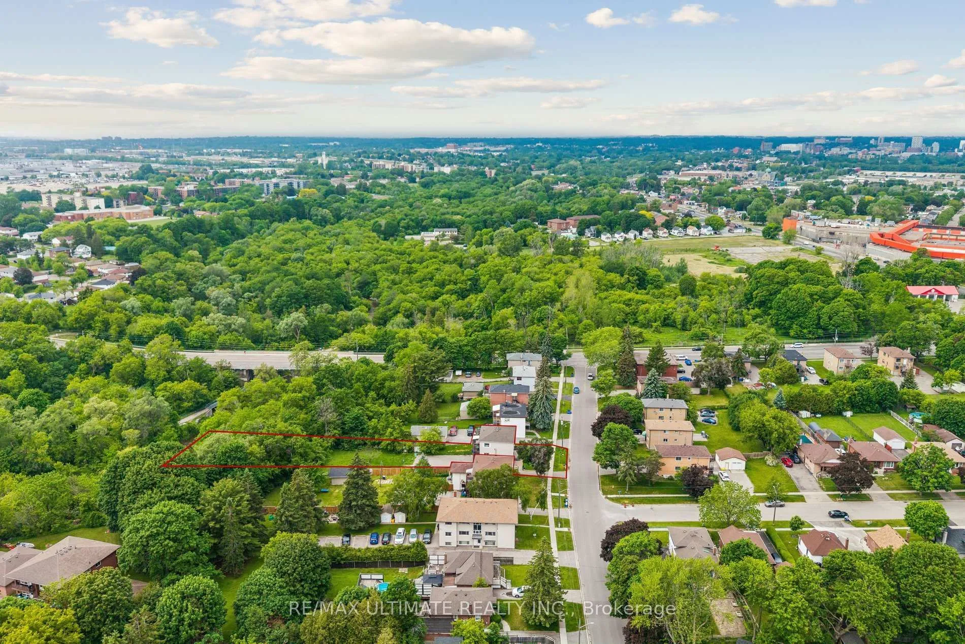 Photo 37 of 1056 Ravine Road, Oshawa, Lakeview — HOMEH