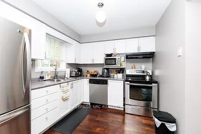 Photo 5 of 4980 Windgate Street, Niagara Falls, Ascot — HOMEH