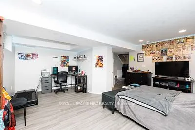 Photo 18 of 4980 Windgate Street, Niagara Falls, Ascot — HOMEH