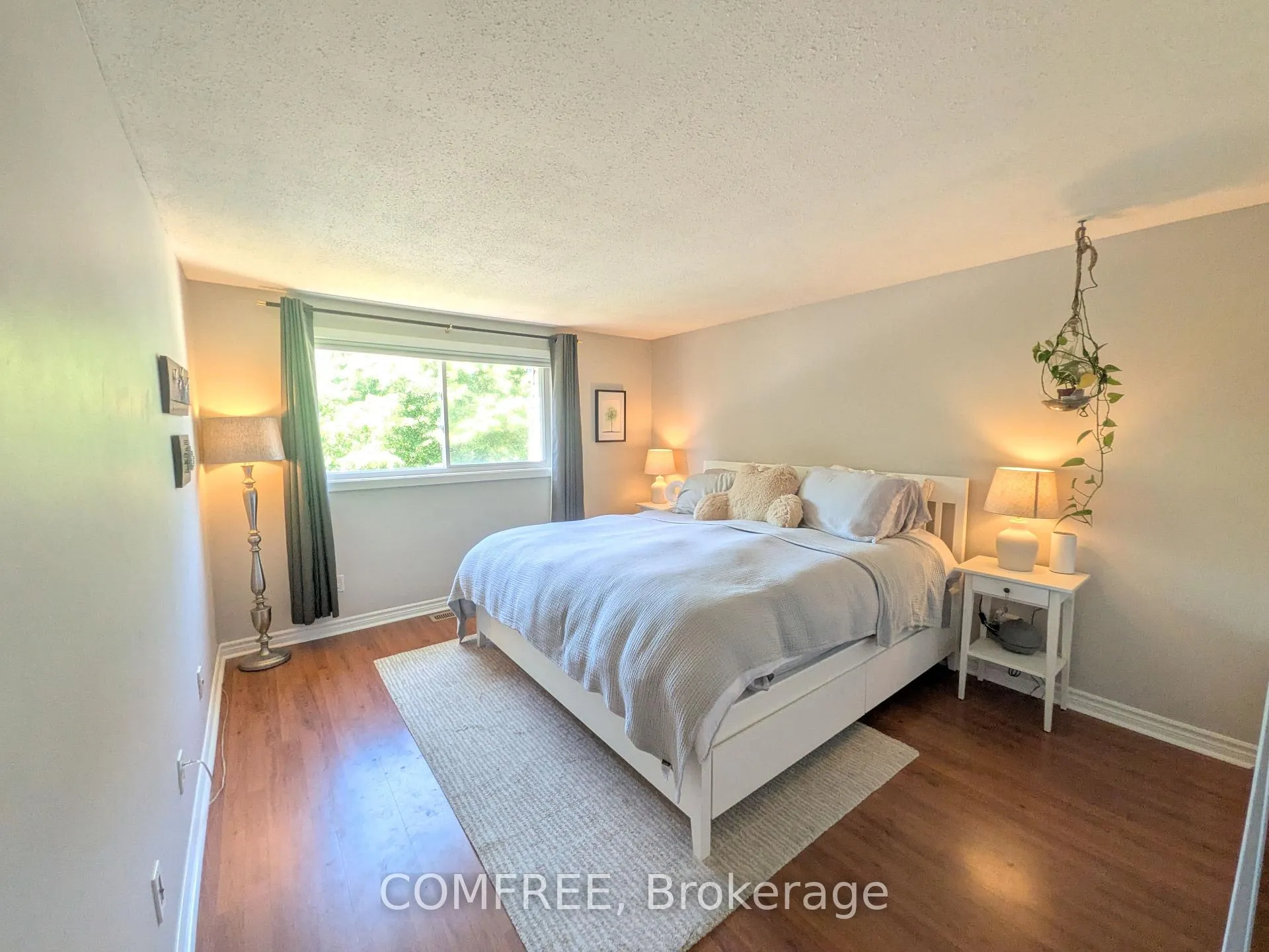 Photo 9 of 8B Forester Crescent, Ottawa, Westcliffe Estates — HOMEH
