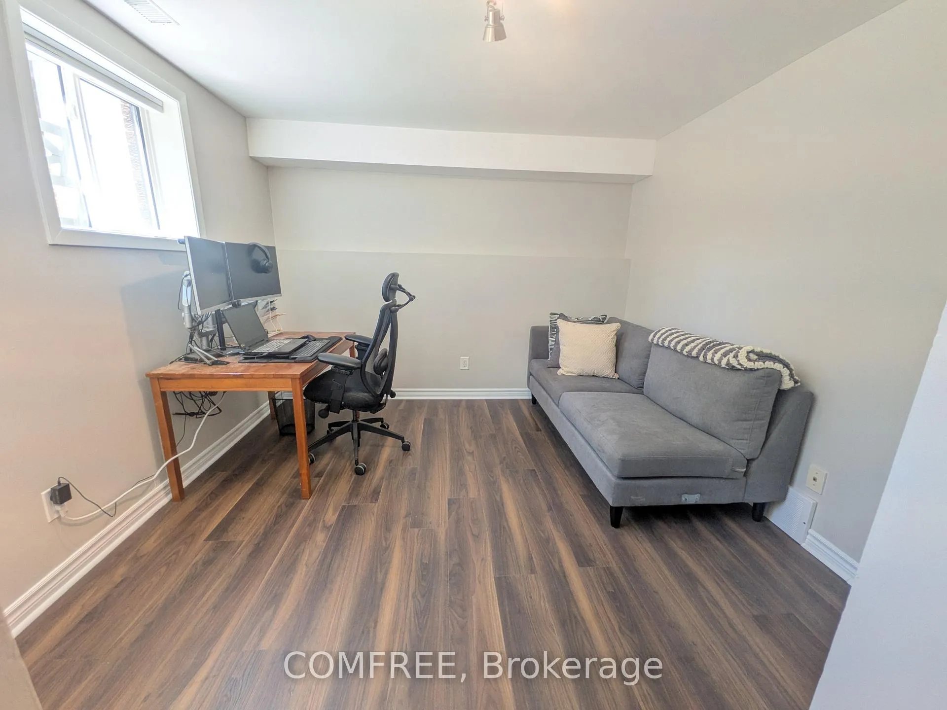 Photo 13 of 8B Forester Crescent, Ottawa, Westcliffe Estates — HOMEH