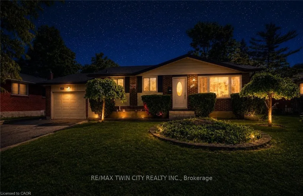 Photo 2 of 543 Glen Forrest Boulevard, Waterloo, Lakeshore Village — HOMEH