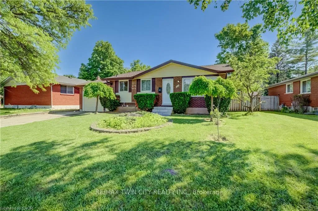 Photo 4 of 543 Glen Forrest Boulevard, Waterloo, Lakeshore Village — HOMEH