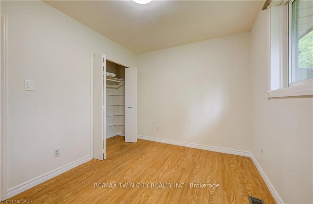 Photo 13 of 543 Glen Forrest Boulevard, Waterloo, Lakeshore Village — HOMEH