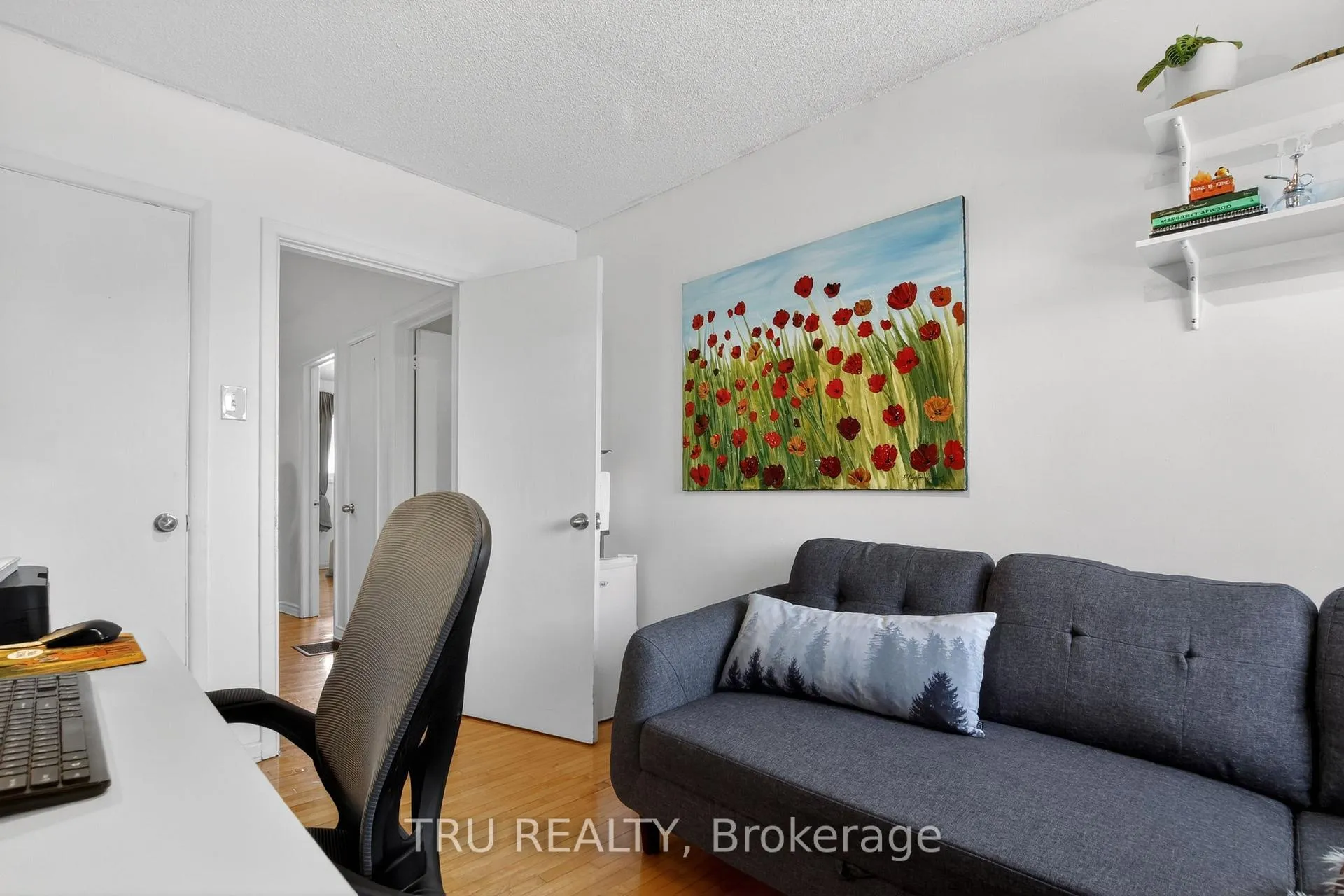 Photo 19 of 1253 Emperor Avenue, Ottawa, Carlington — HOMEH