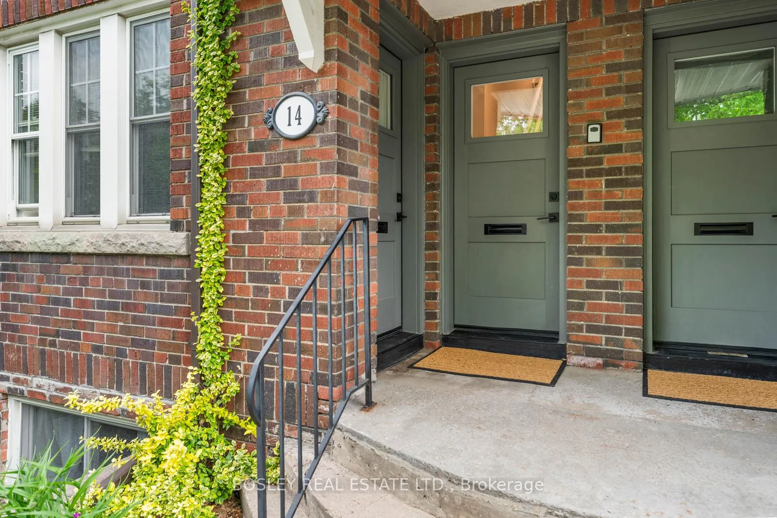 Photo 2 of Unit Upper, 14 Preston Place, Toronto, Lawrence Park North — HOMEH