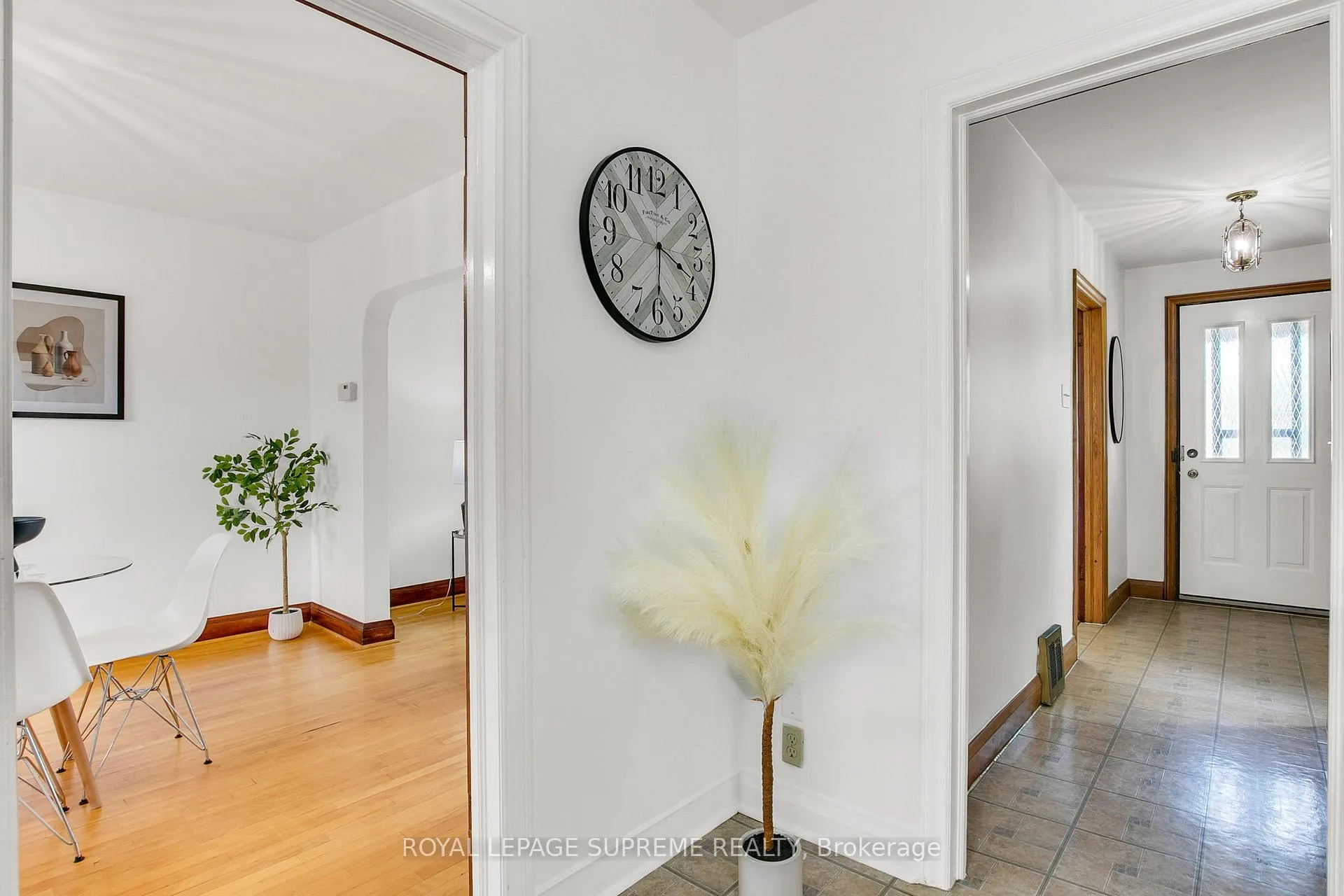 Photo 4 of 44 Yarrow Road, Toronto, Keelesdale-Eglinton West — HOMEH