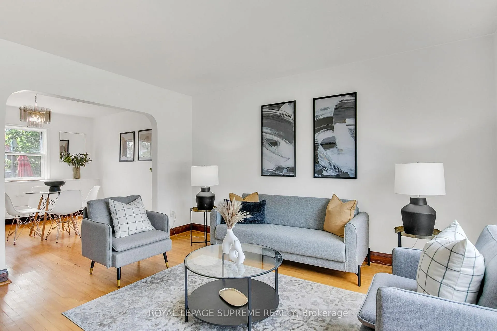 Photo 10 of 44 Yarrow Road, Toronto, Keelesdale-Eglinton West — HOMEH