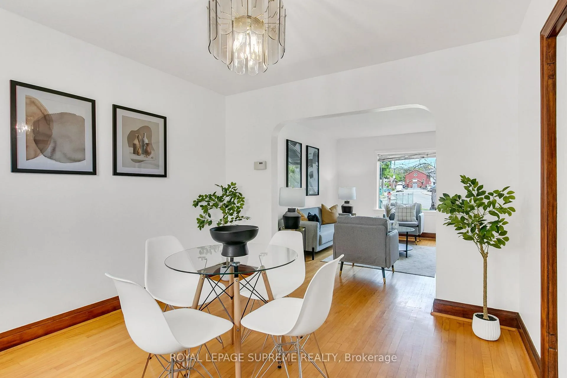 Photo 11 of 44 Yarrow Road, Toronto, Keelesdale-Eglinton West — HOMEH