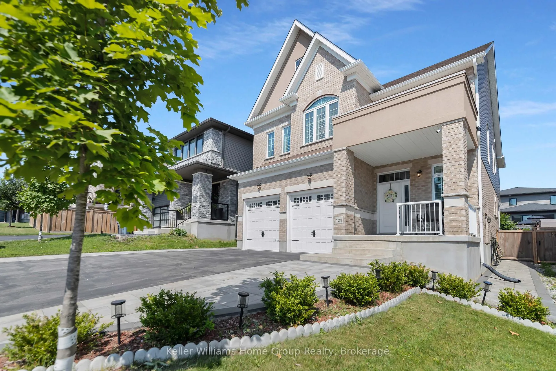 Photo 4 of 121 Lovett Lane, Guelph, Kortright West — HOMEH