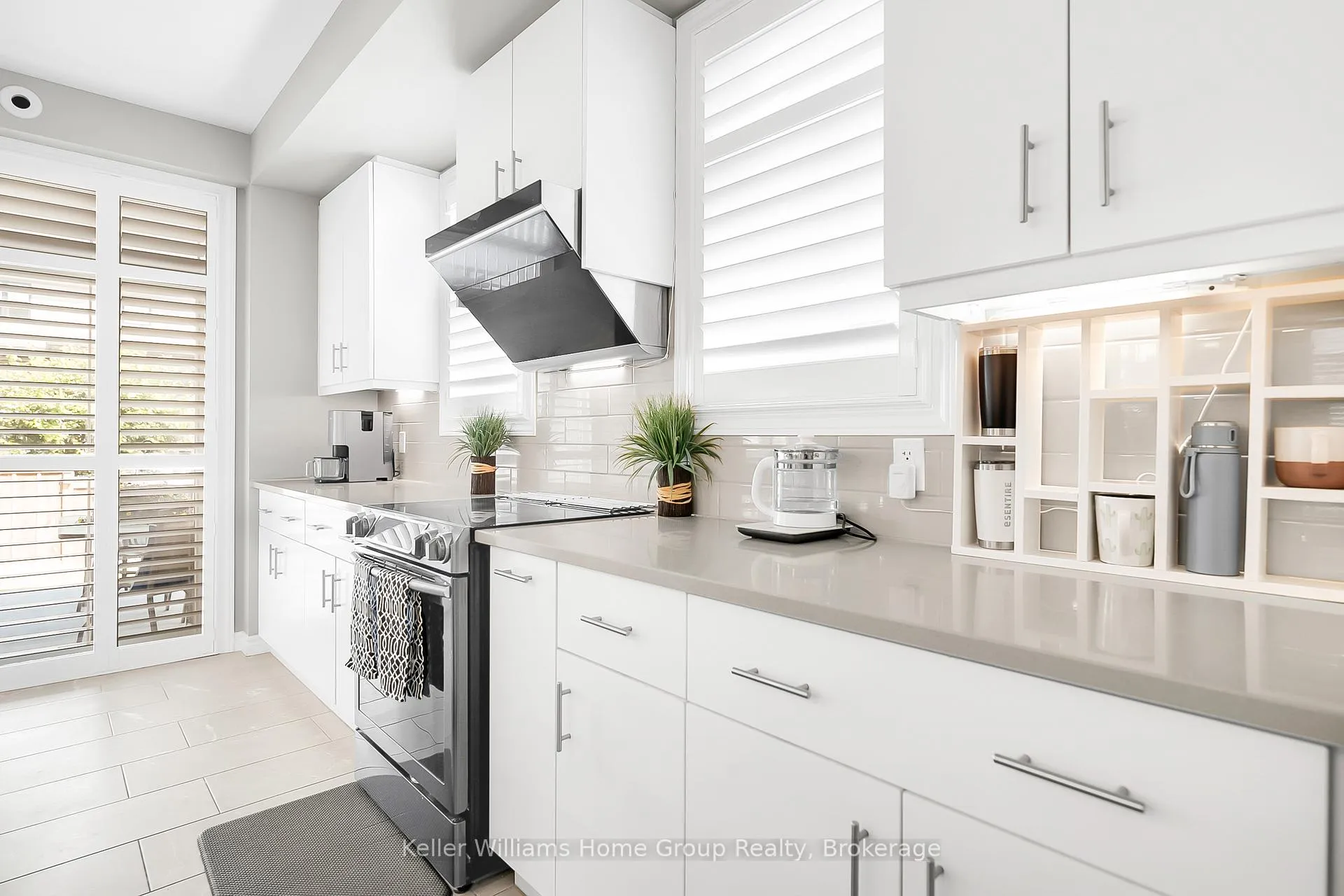 Photo 9 of 121 Lovett Lane, Guelph, Kortright West — HOMEH