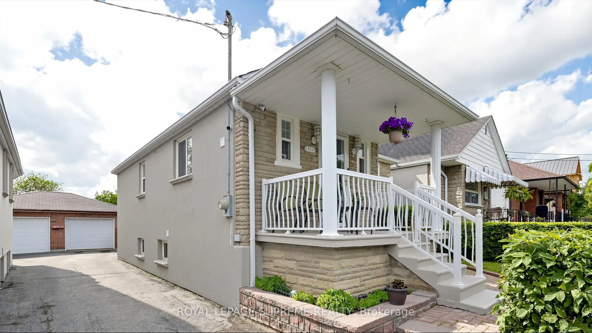 Photo 5 of 610 Mcroberts Avenue, Toronto, Caledonia-Fairbank — HOMEH