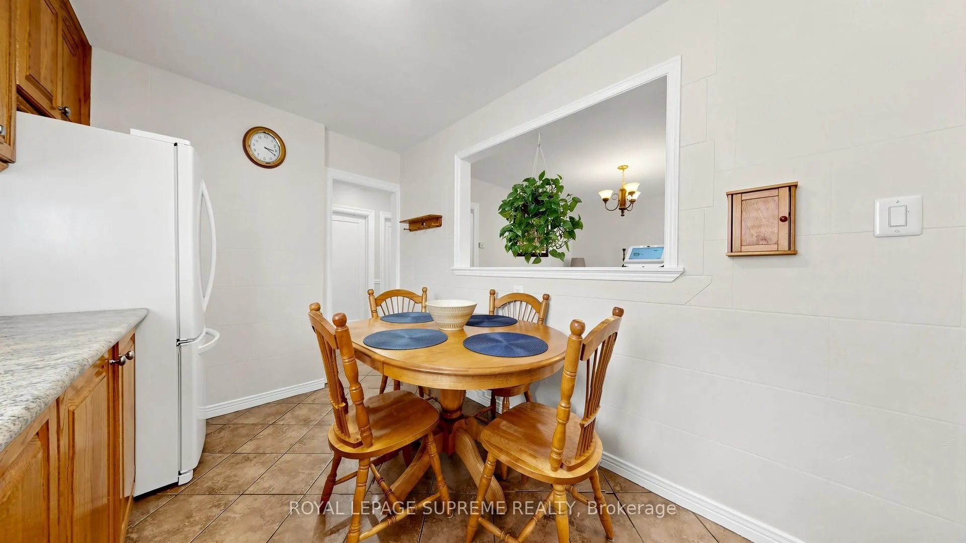 Photo 17 of 610 Mcroberts Avenue, Toronto, Caledonia-Fairbank — HOMEH