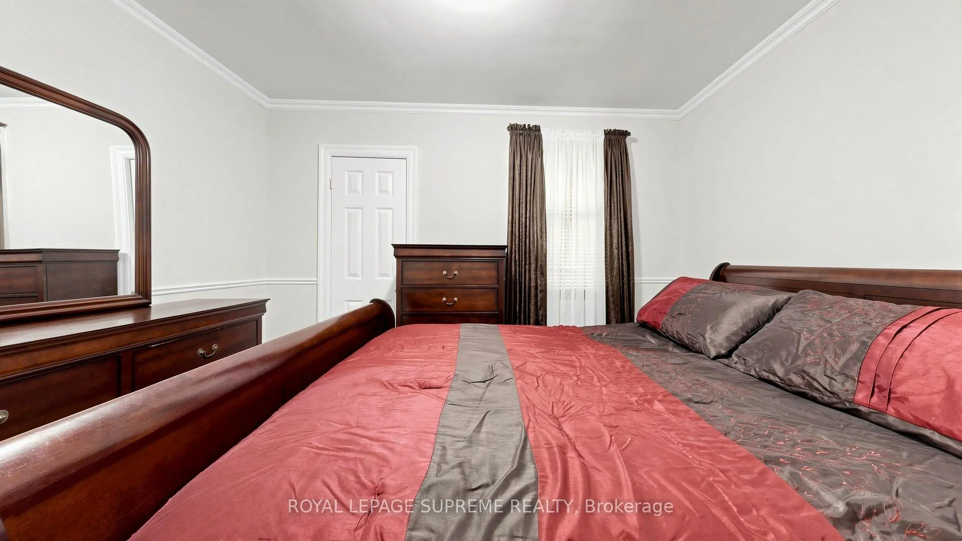 Photo 22 of 610 Mcroberts Avenue, Toronto, Caledonia-Fairbank — HOMEH