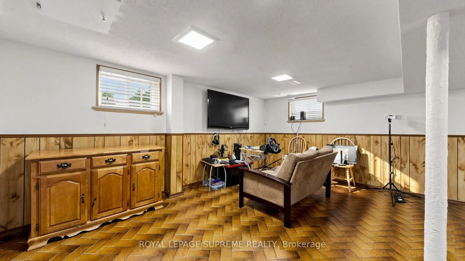 Photo 29 of 610 Mcroberts Avenue, Toronto, Caledonia-Fairbank — HOMEH