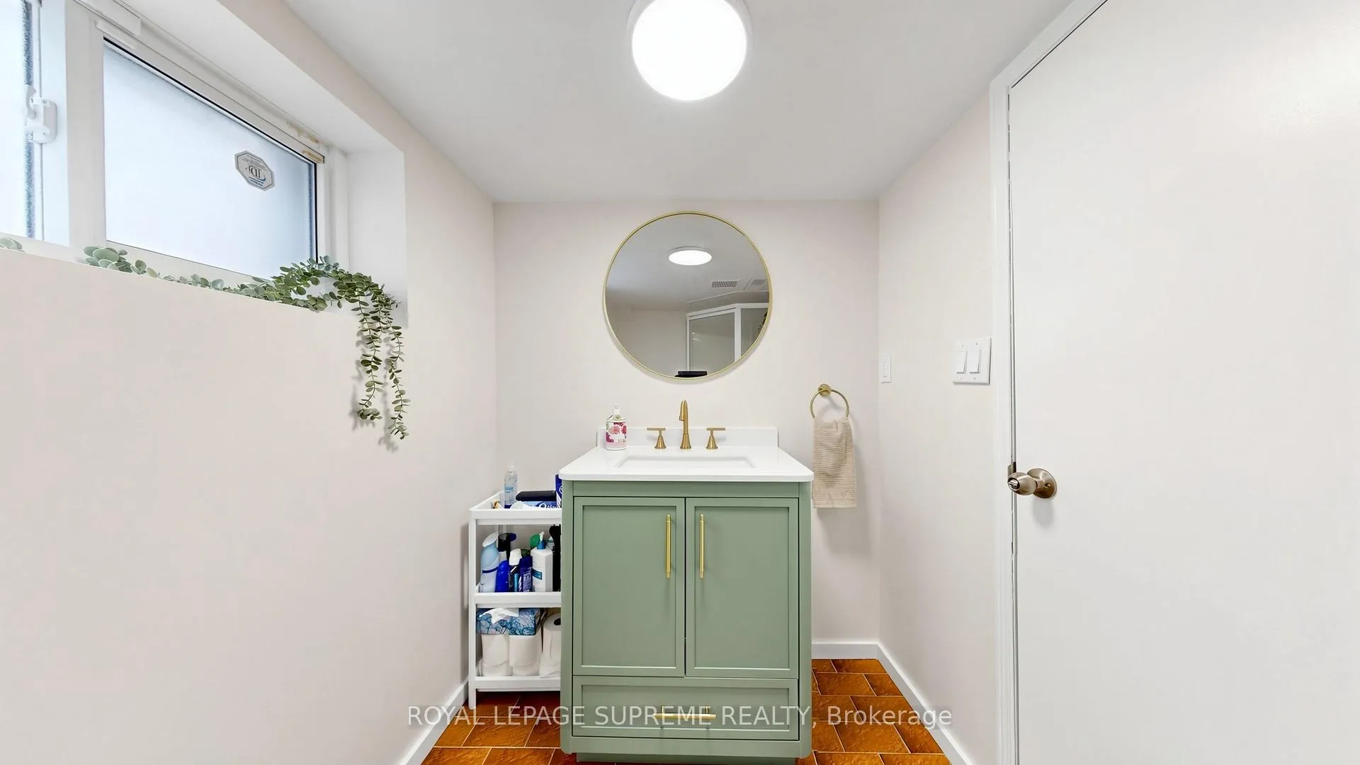 Photo 33 of 610 Mcroberts Avenue, Toronto, Caledonia-Fairbank — HOMEH