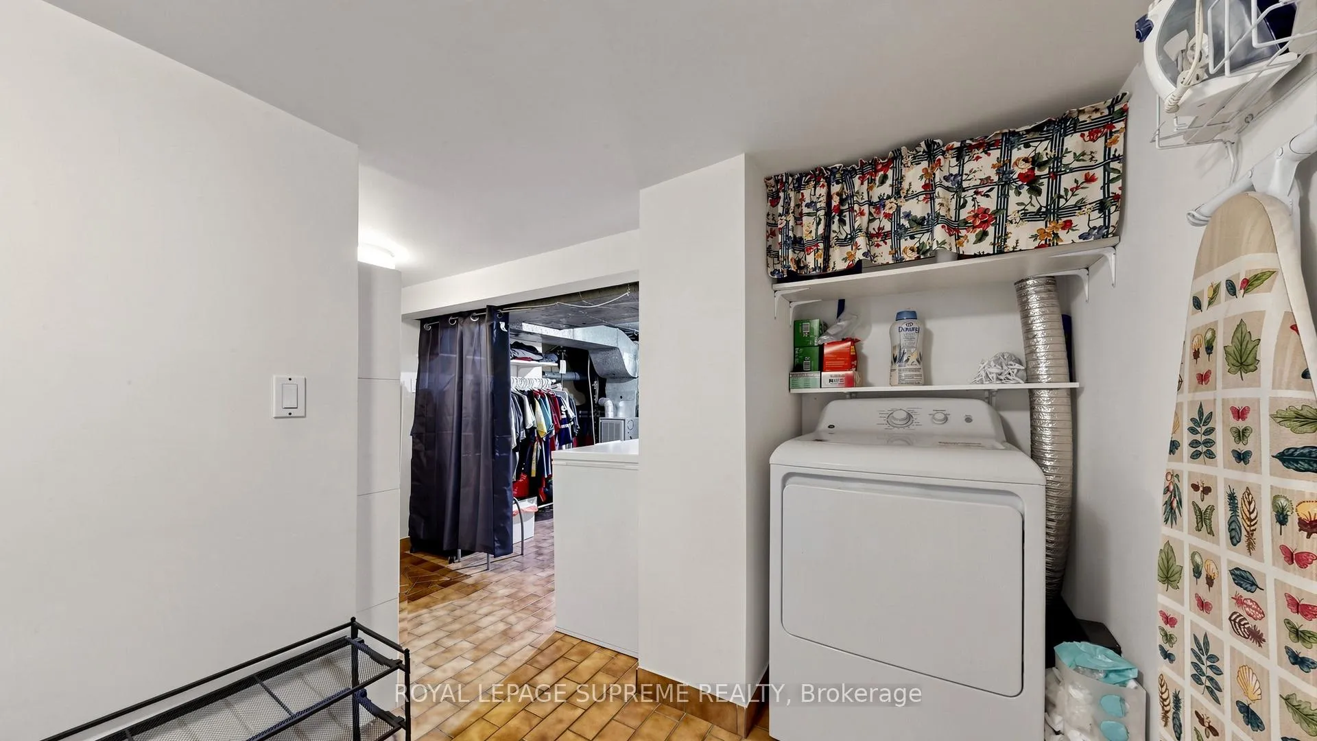 Photo 36 of 610 Mcroberts Avenue, Toronto, Caledonia-Fairbank — HOMEH