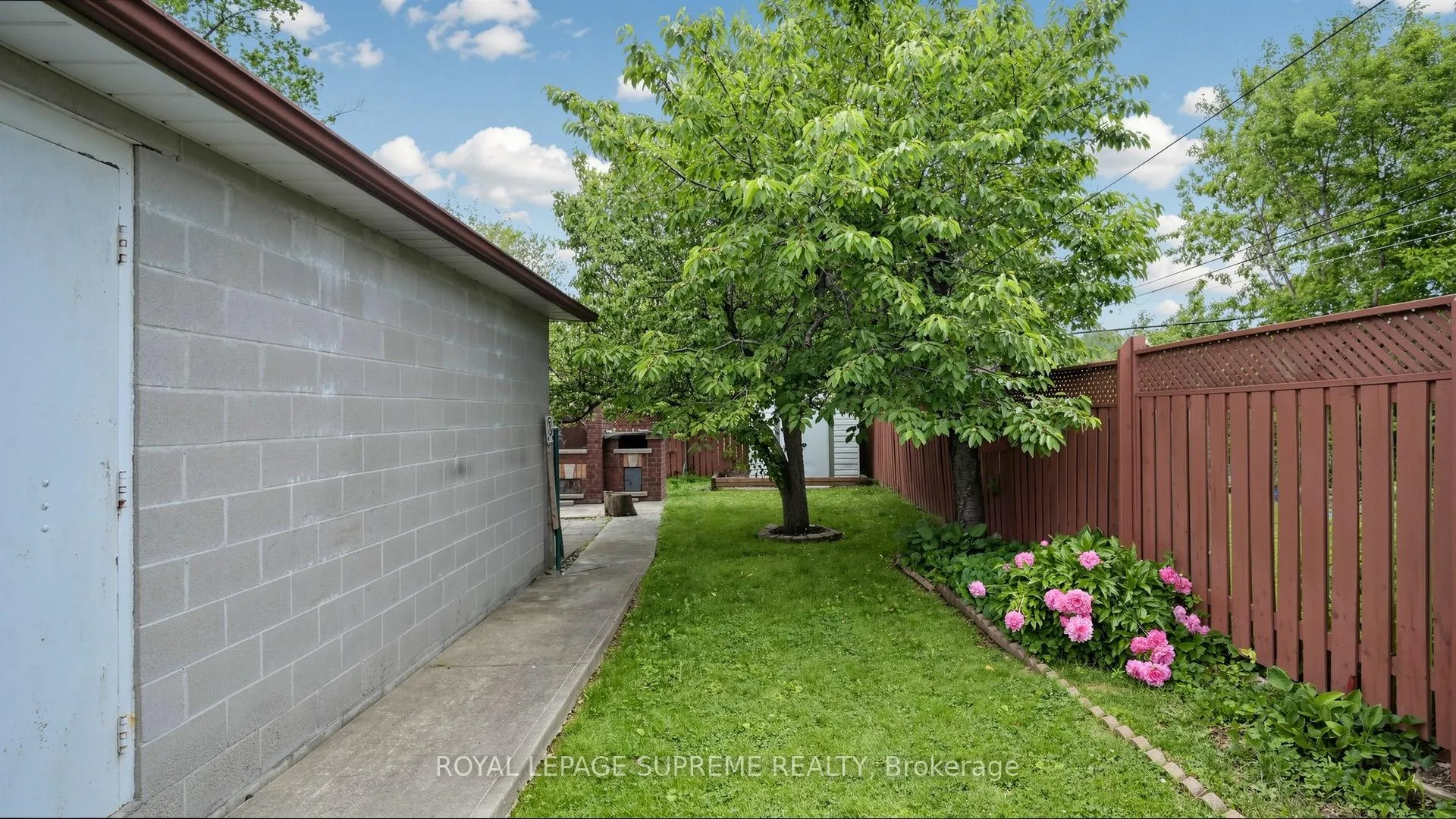 Photo 41 of 610 Mcroberts Avenue, Toronto, Caledonia-Fairbank — HOMEH