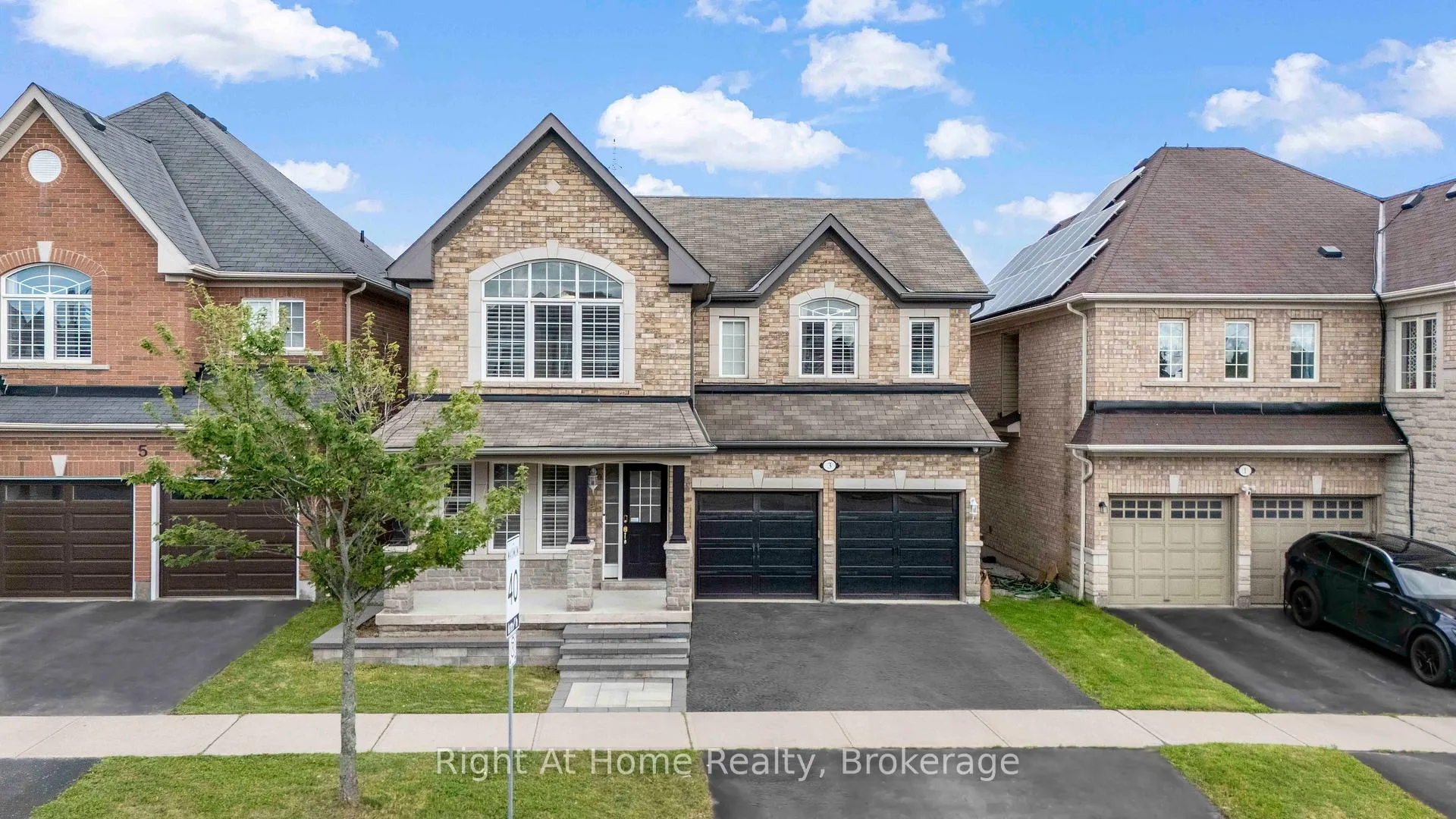 Photo 2 of 3 Gillett Drive, Ajax, Northeast Ajax — HOMEH