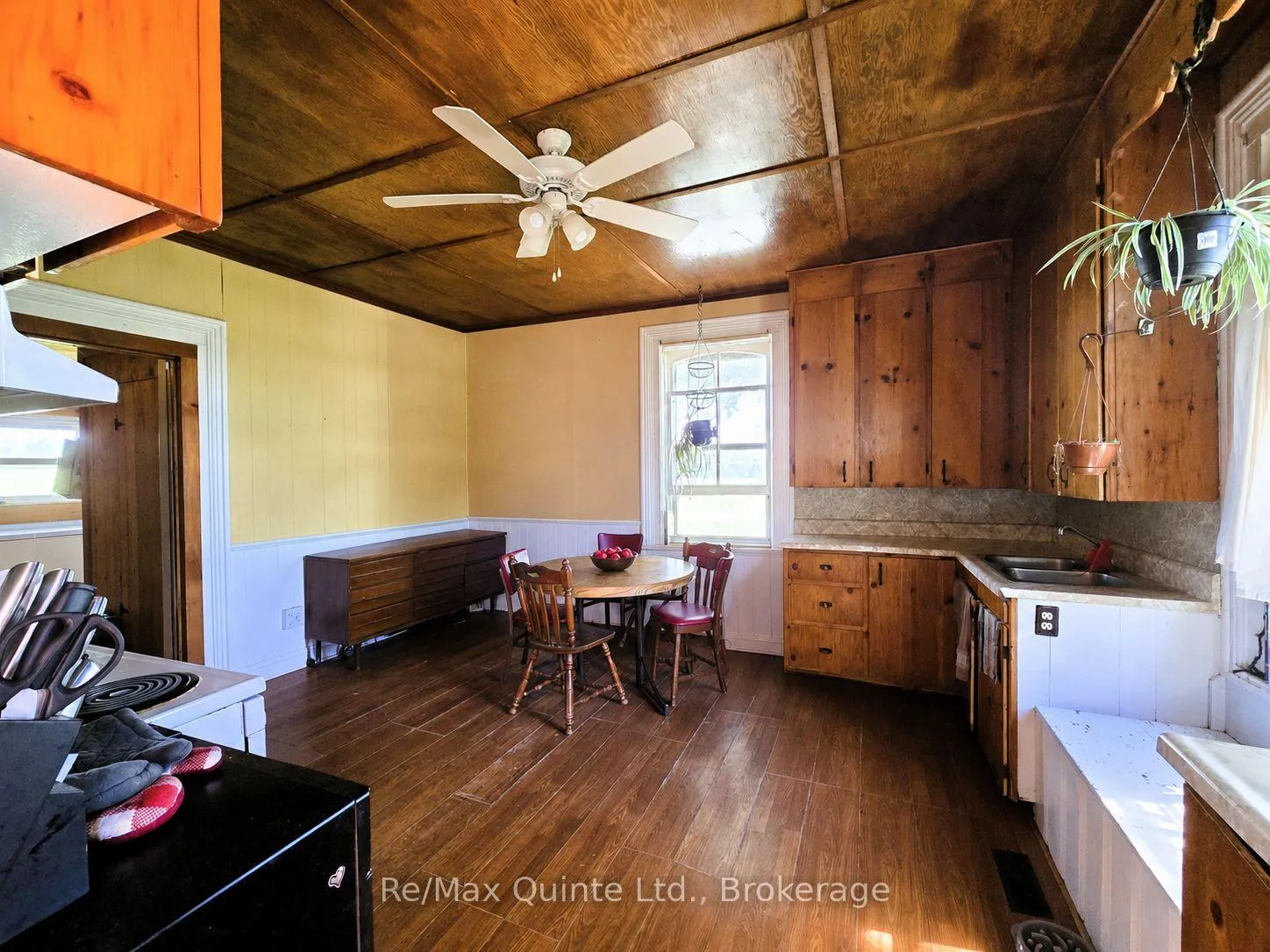 Photo 3 of 10 Declair Road, Tweed, Elzevir (Twp) — HOMEH