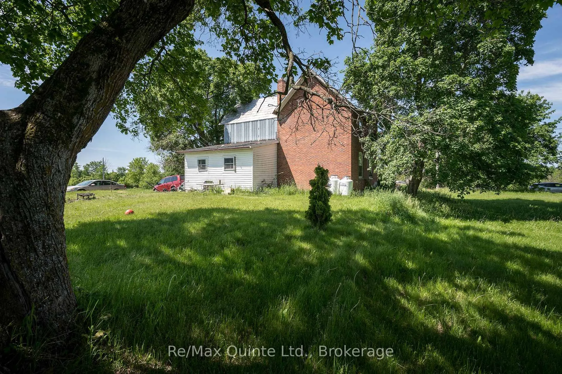 Photo 11 of 10 Declair Road, Tweed, Elzevir (Twp) — HOMEH