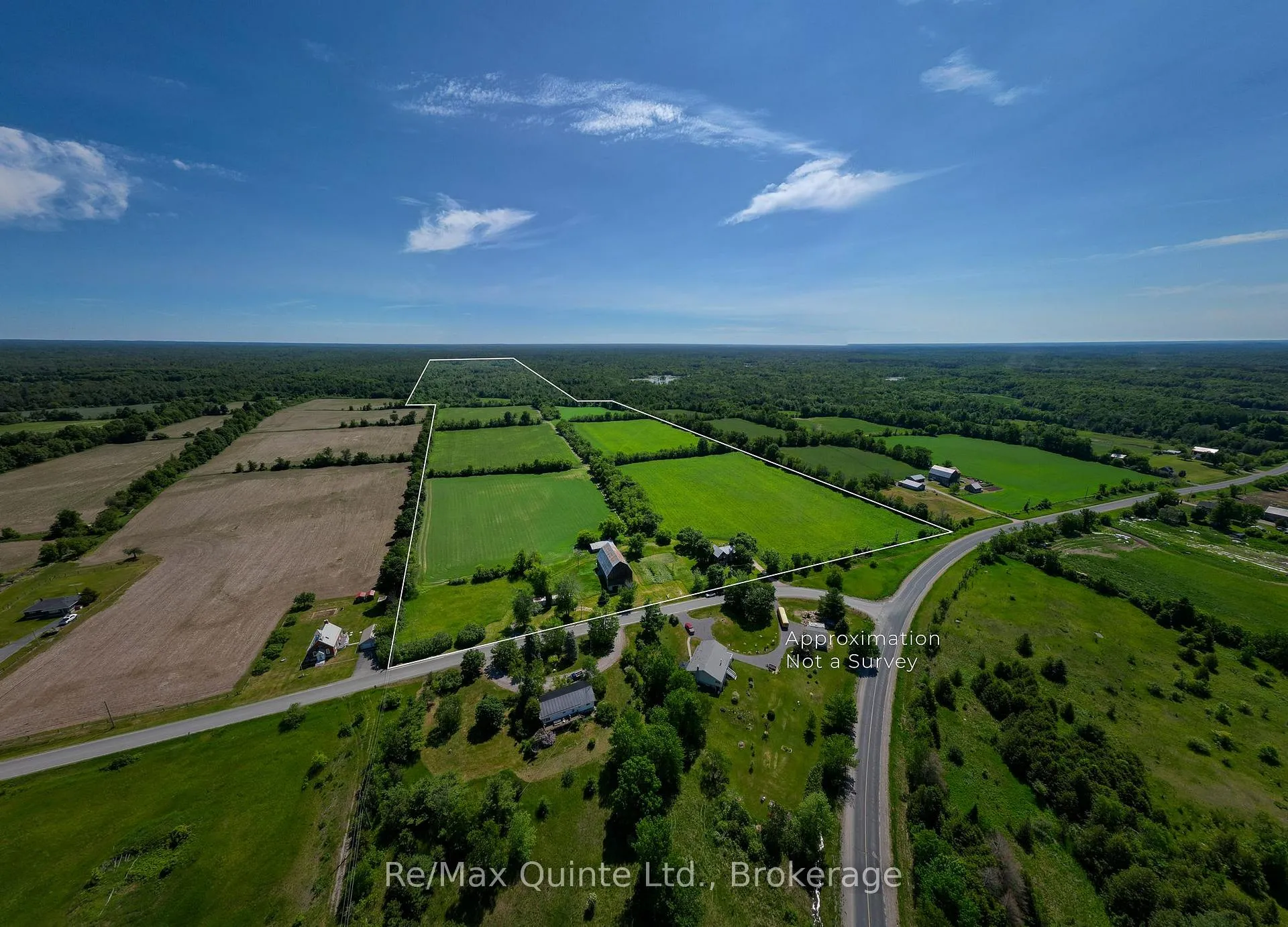 Photo 31 of 10 Declair Road, Tweed, Elzevir (Twp) — HOMEH
