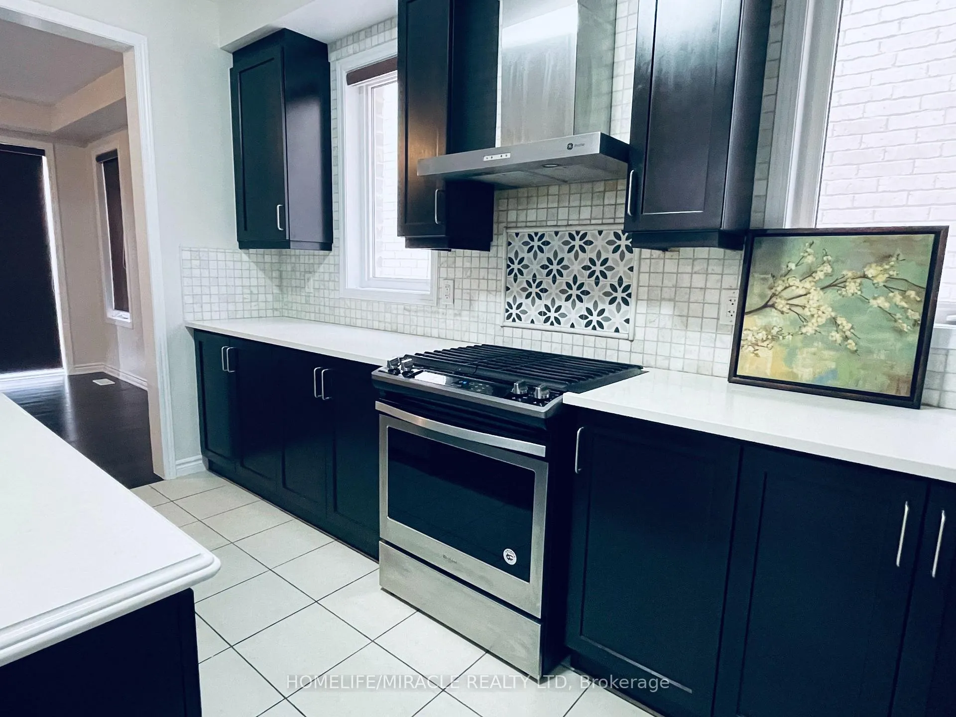 Photo 2 of 299 Whitlock Avenue, Milton, Ford — HOMEH