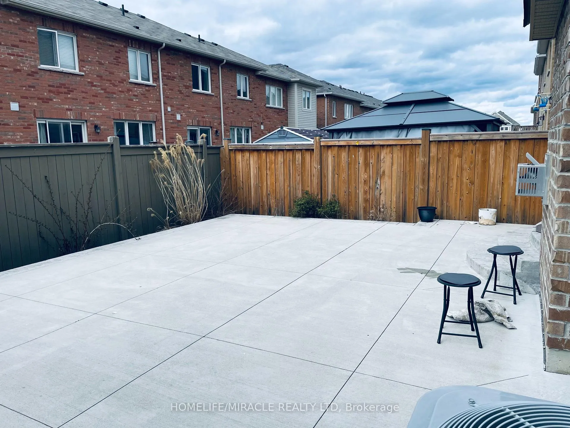 Photo 8 of 299 Whitlock Avenue, Milton, Ford — HOMEH