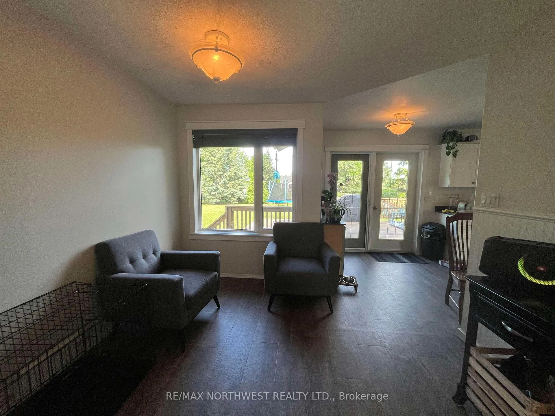 Photo 8 of 8 Maple Place, Emo — HOMEH