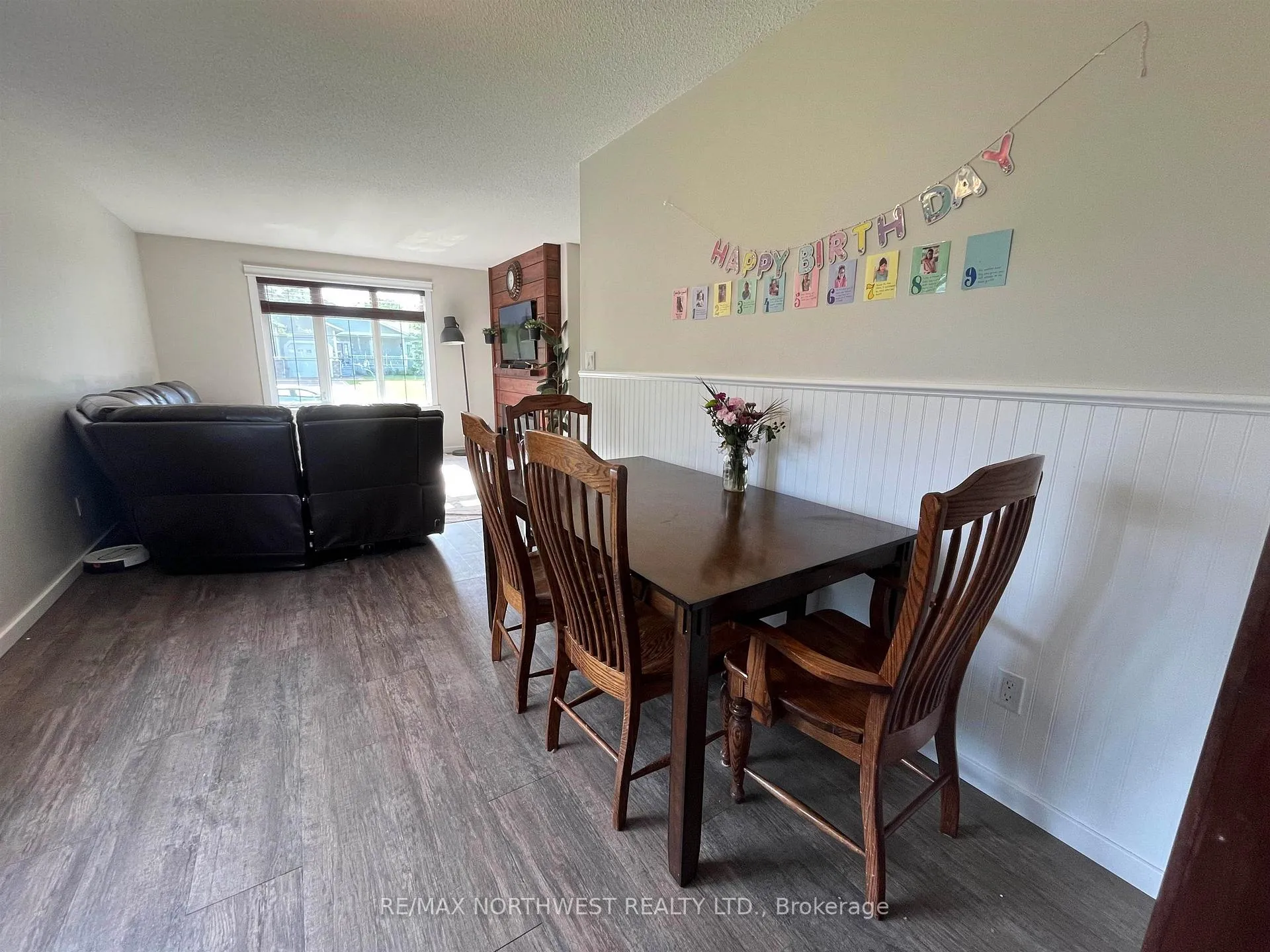 Photo 12 of 8 Maple Place, Emo — HOMEH
