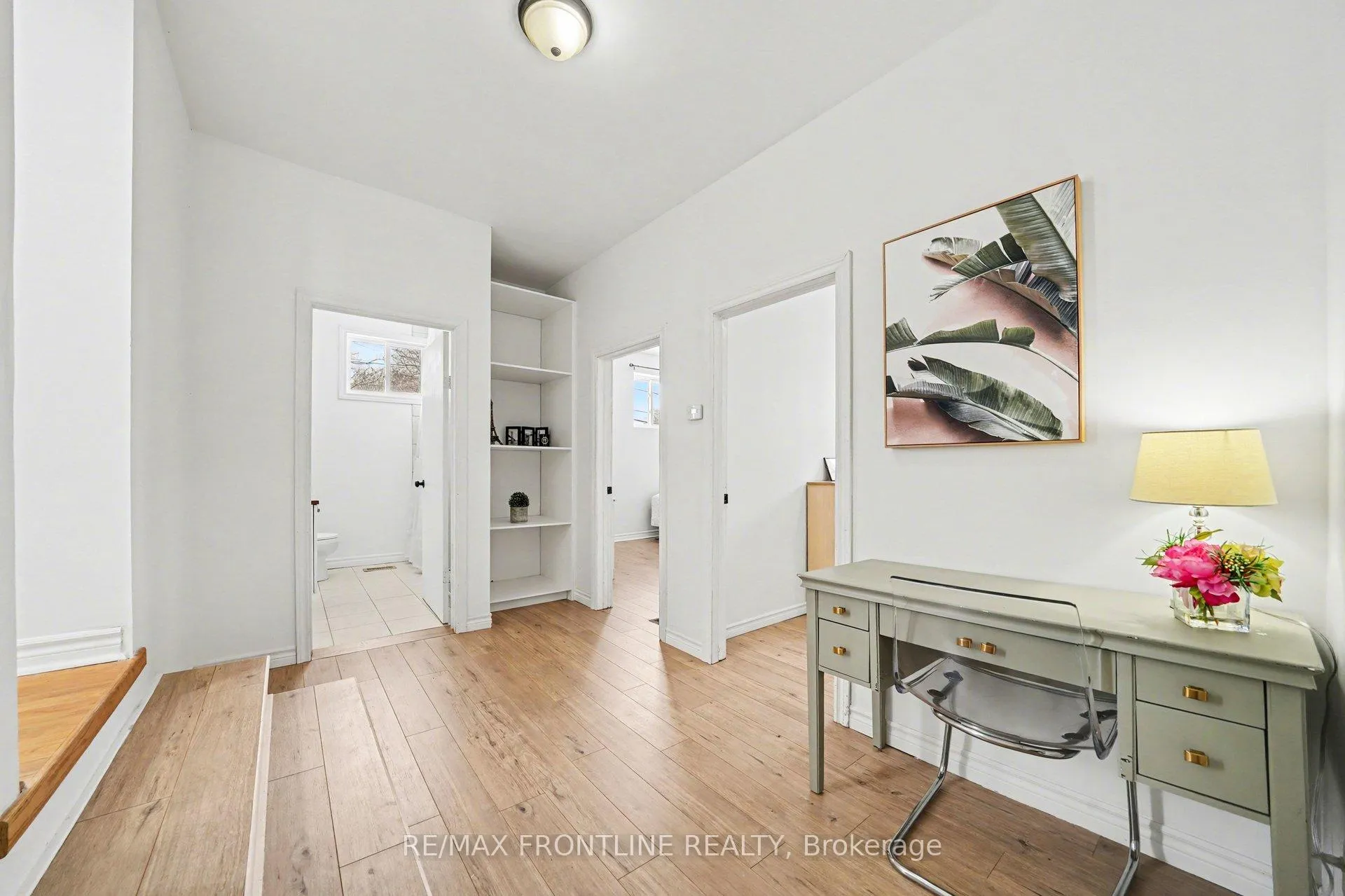 Photo 14 of 68 Drummond Street W, Perth, Perth — HOMEH
